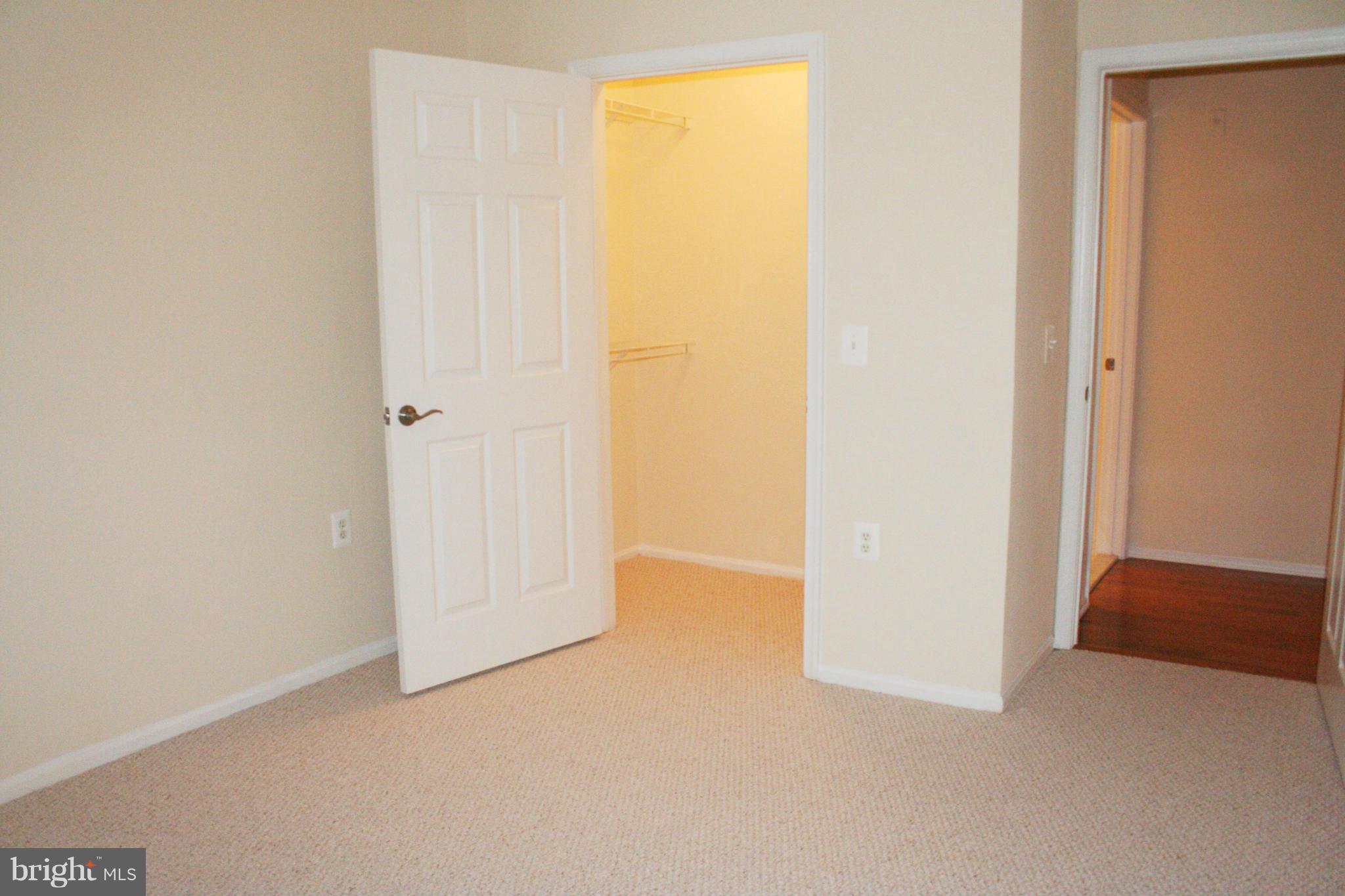 WHITE FLINT STATION - Residential Lease