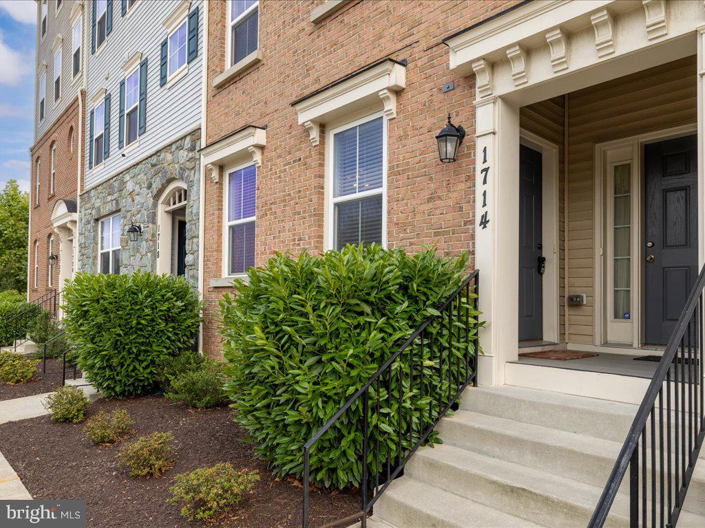 STONEY RUN - Residential