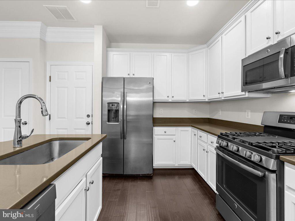 STONEY RUN - Residential