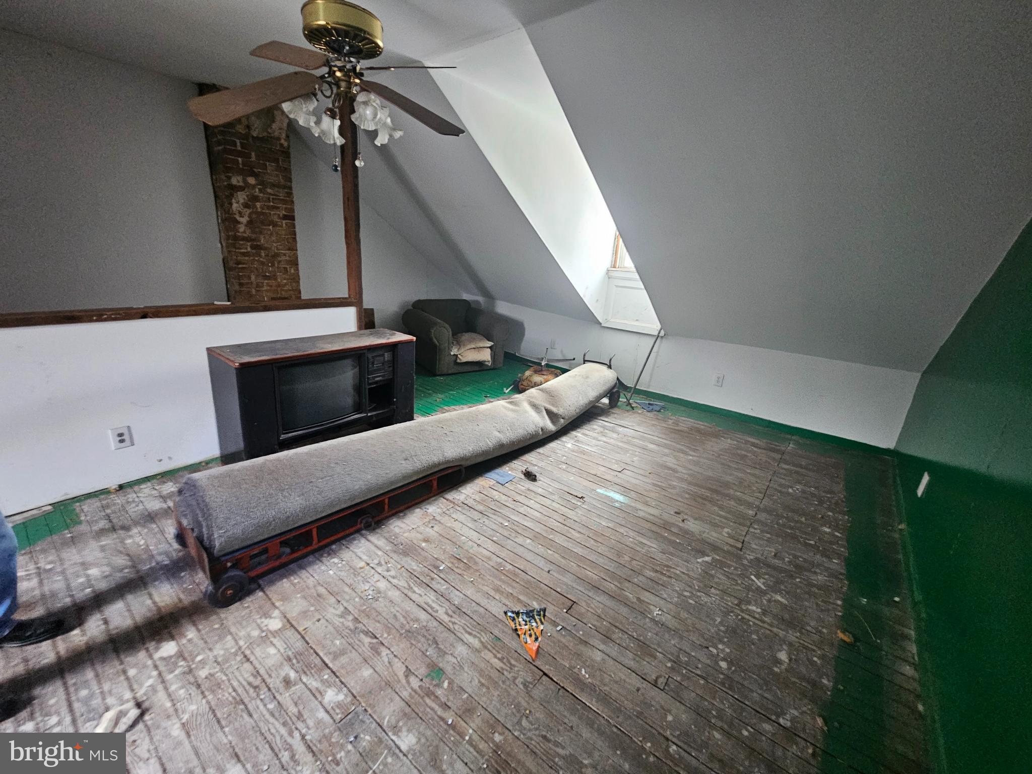 217 NORTH 2ND STREET