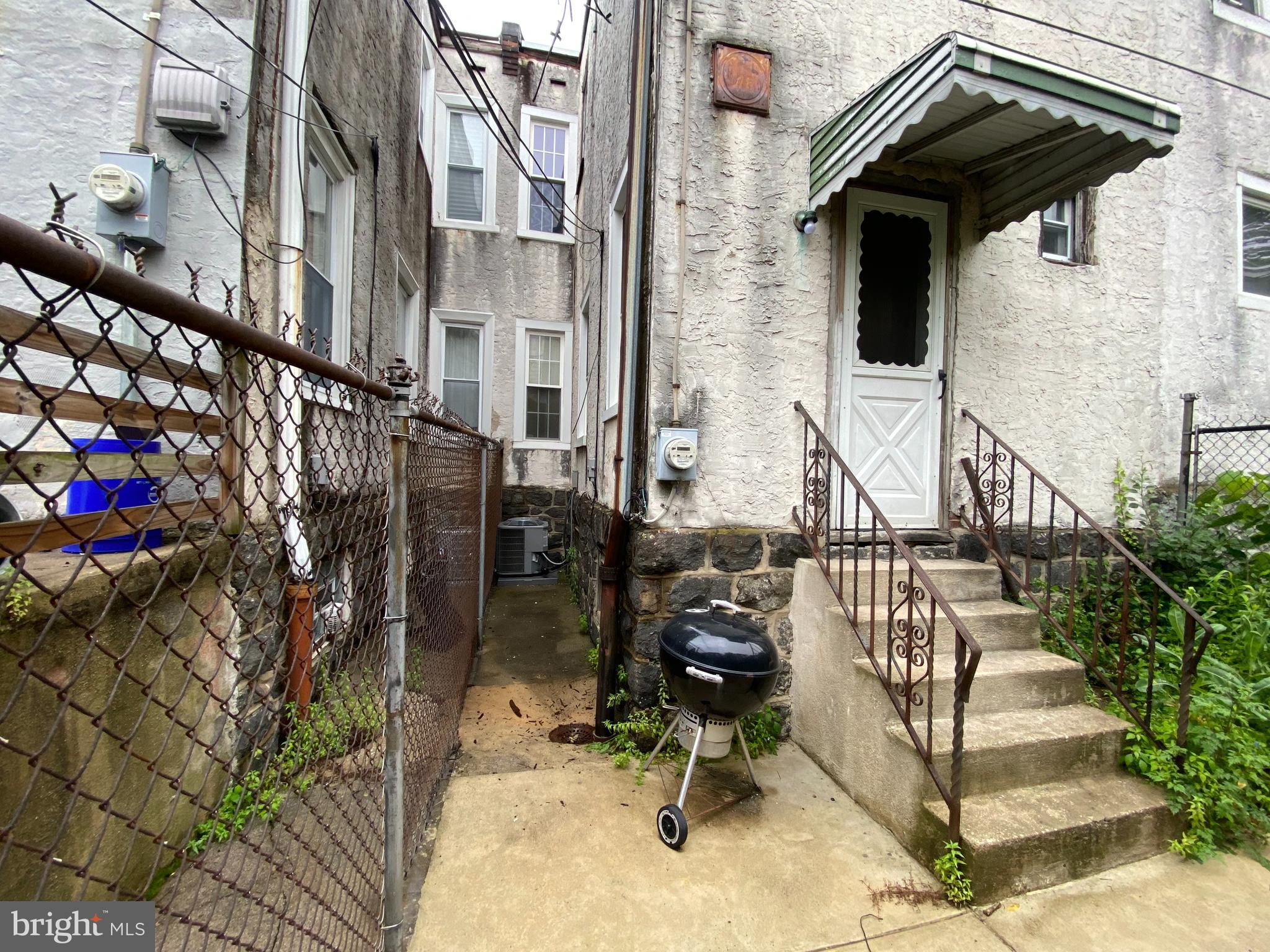 WEST PHILADELPHIA - Residential