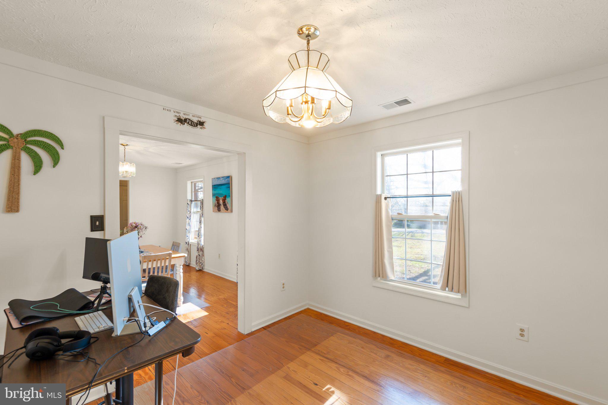 LAKE HOLIDAY ESTATES - Residential