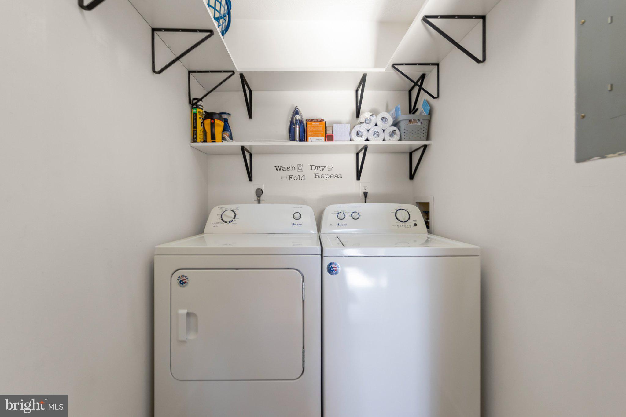 LAKE HOLIDAY ESTATES - Residential