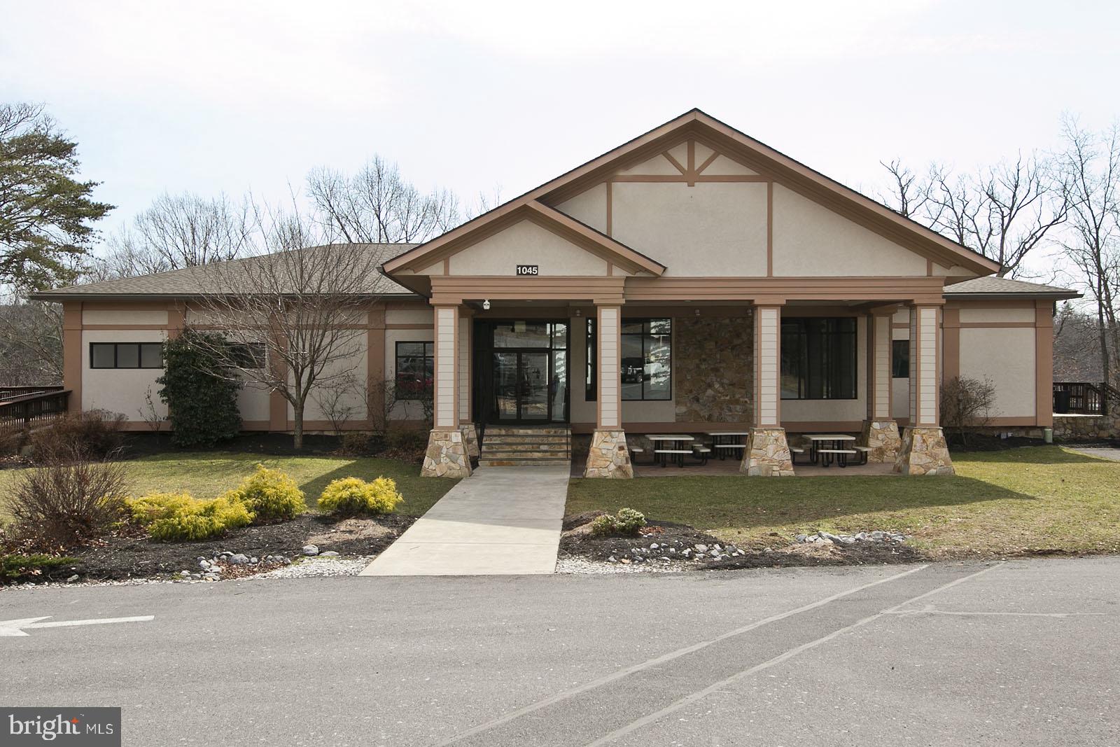 LAKE HOLIDAY ESTATES - Residential