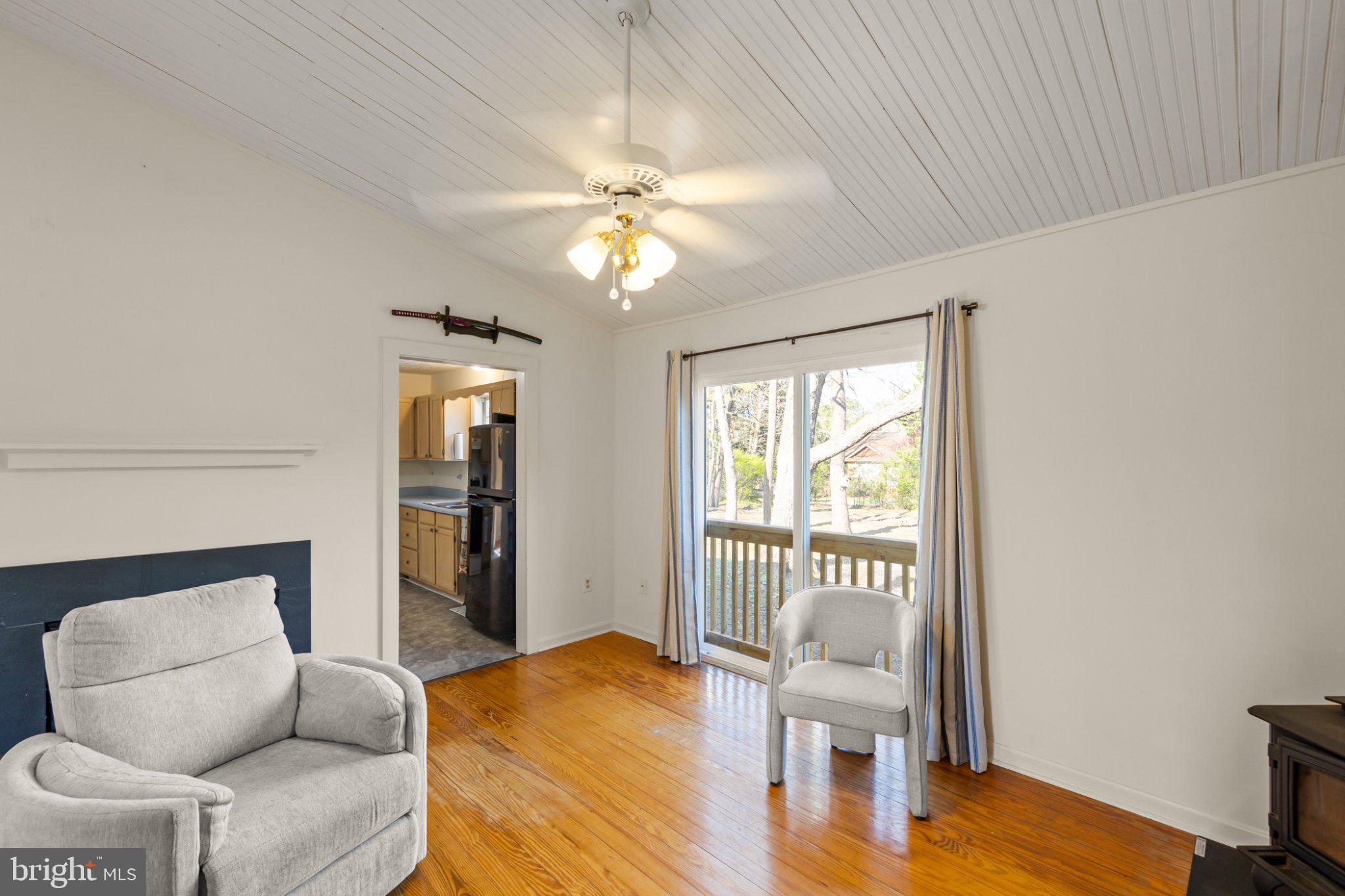 LAKE HOLIDAY ESTATES - Residential