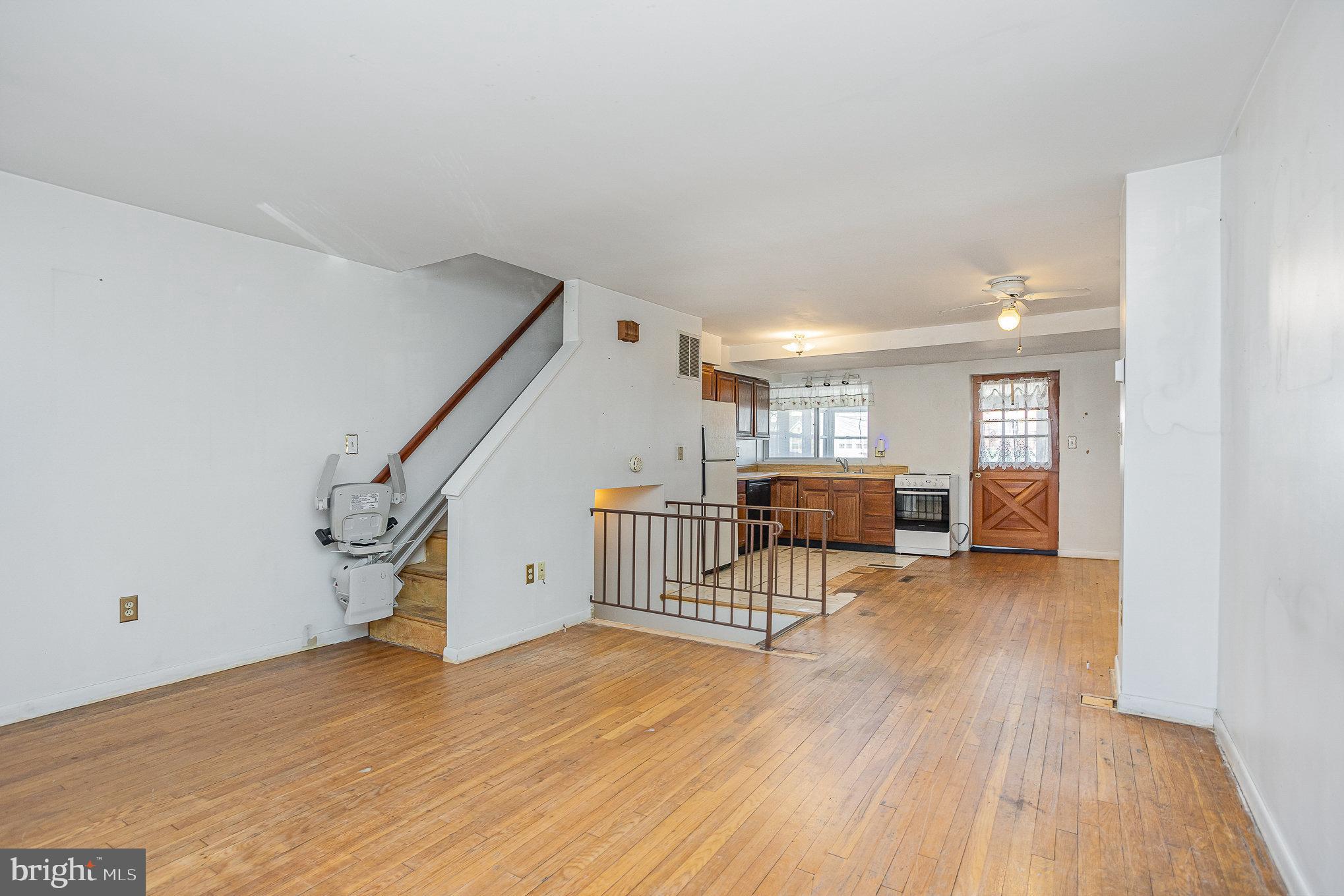 1408 LOCUST