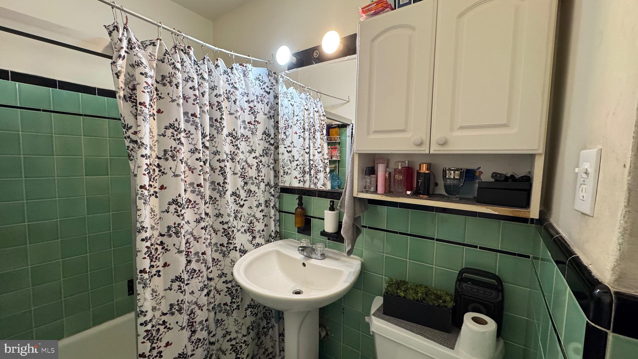 MAYFAIR - Residential