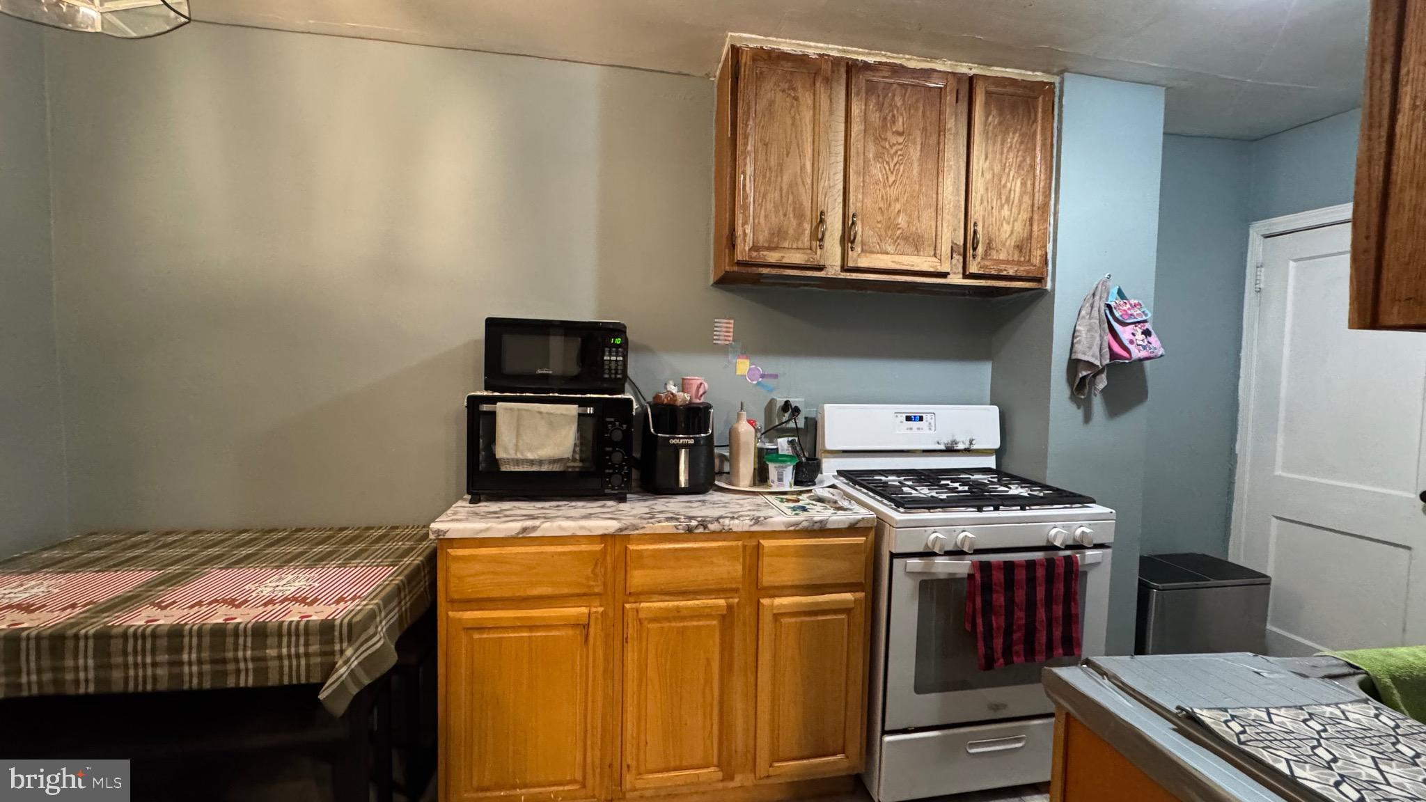 MAYFAIR - Residential