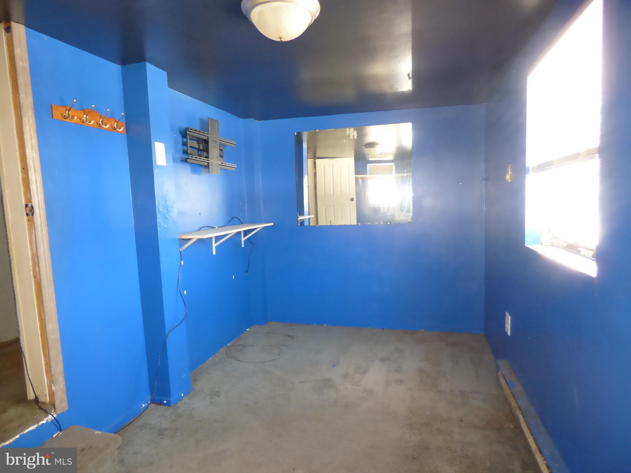 HAGERSTOWN - Residential