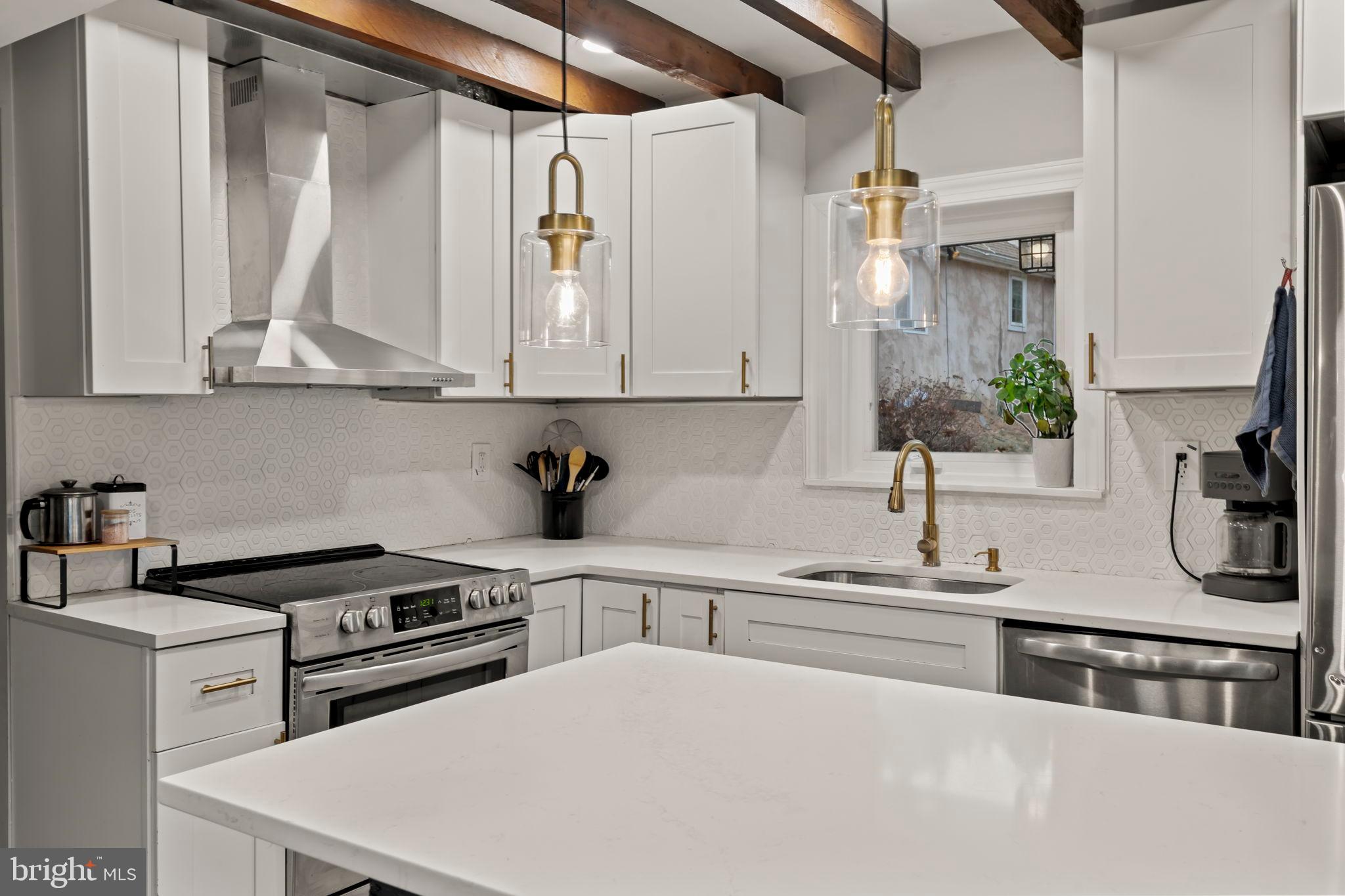 SUMMIT RIDGE - Residential