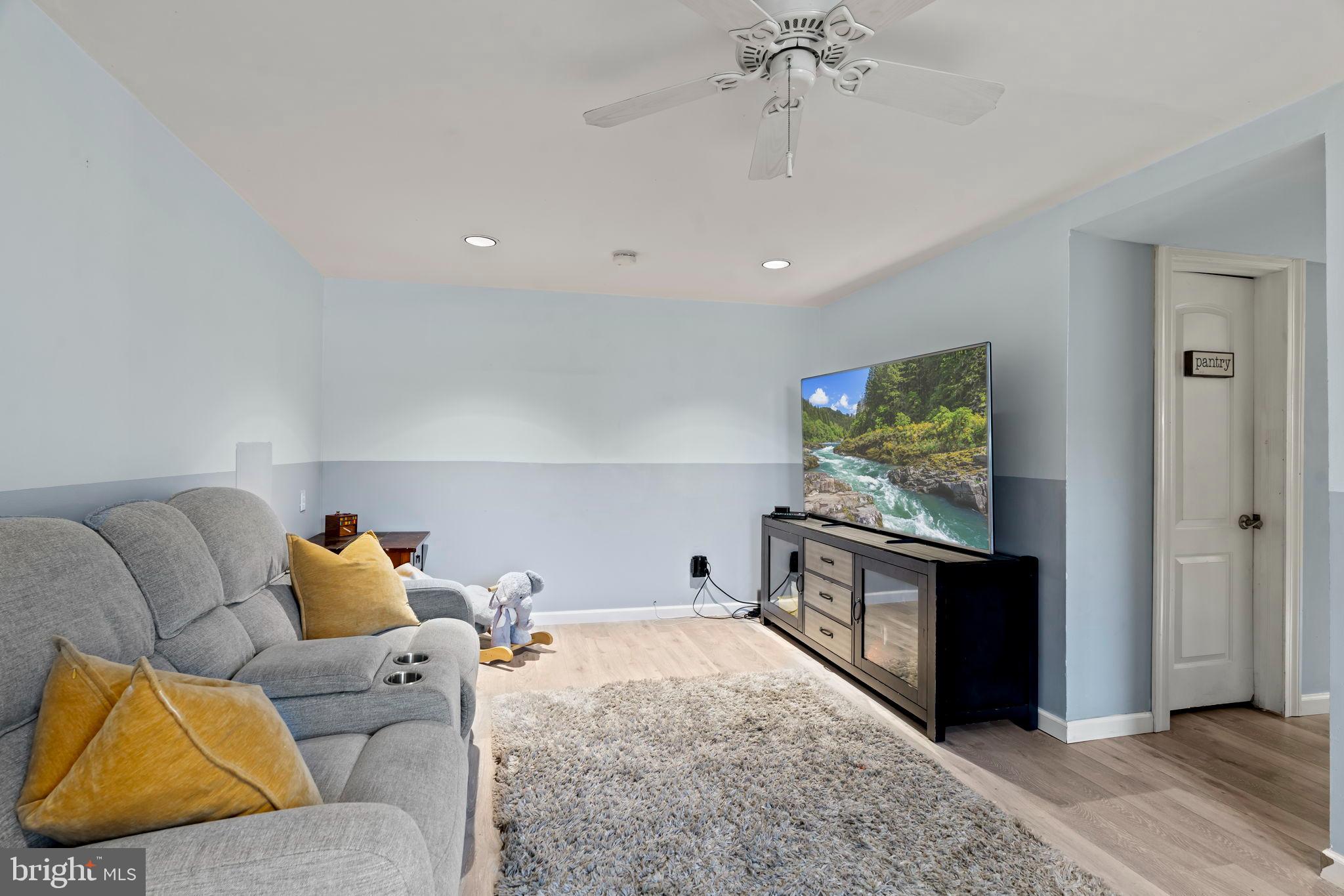 SUMMIT RIDGE - Residential