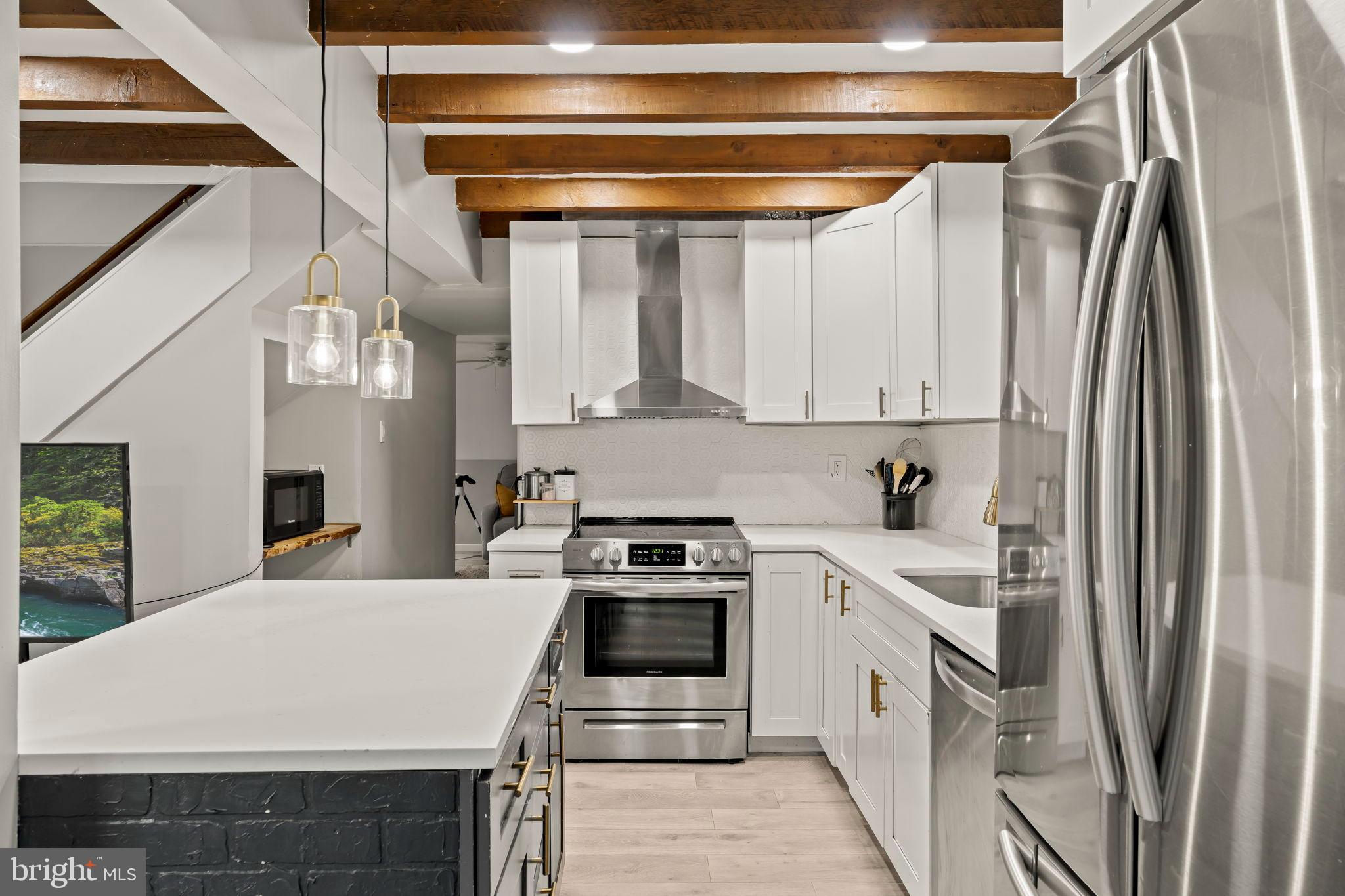 SUMMIT RIDGE - Residential