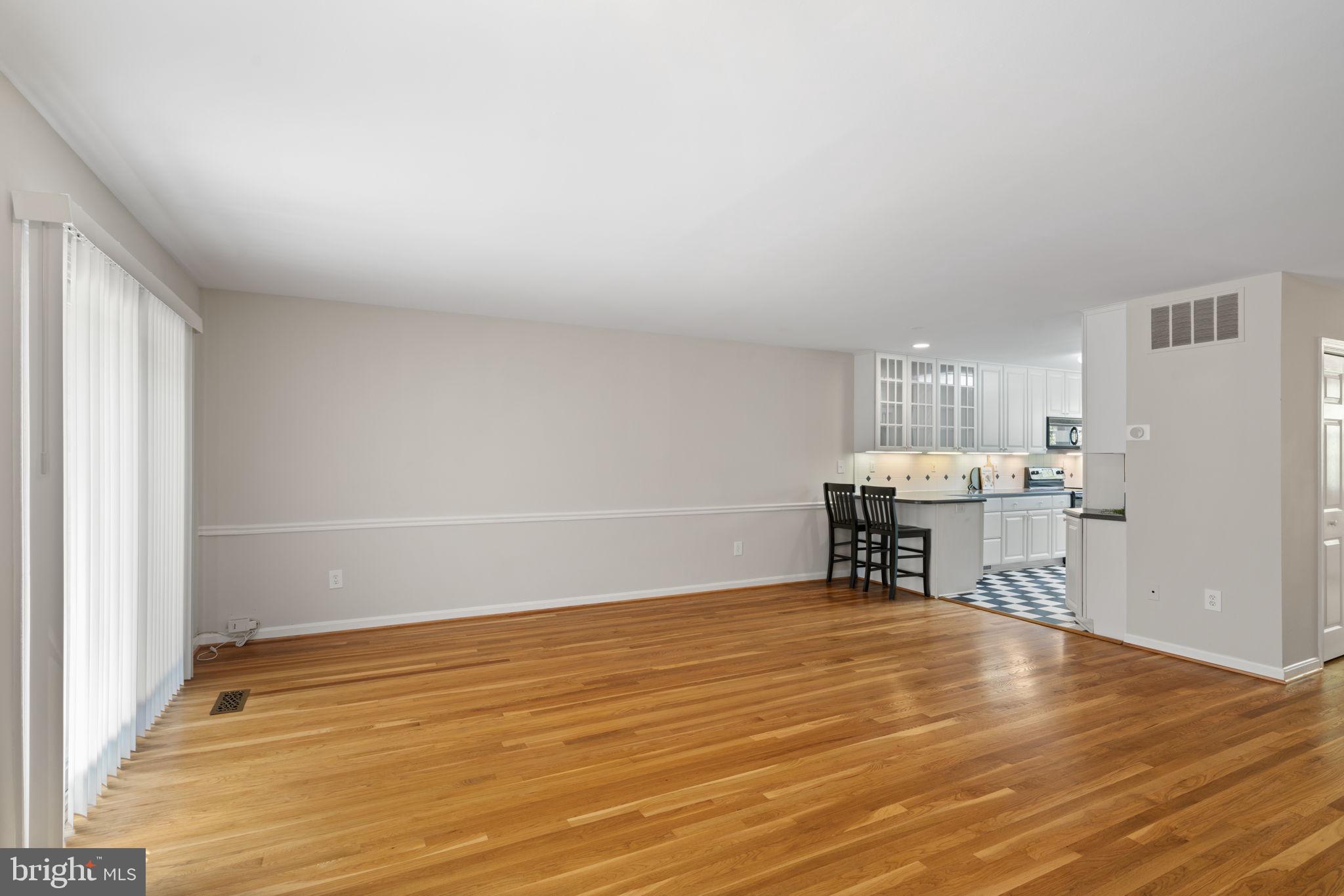 WESTMORELAND PLACE - Residential Lease