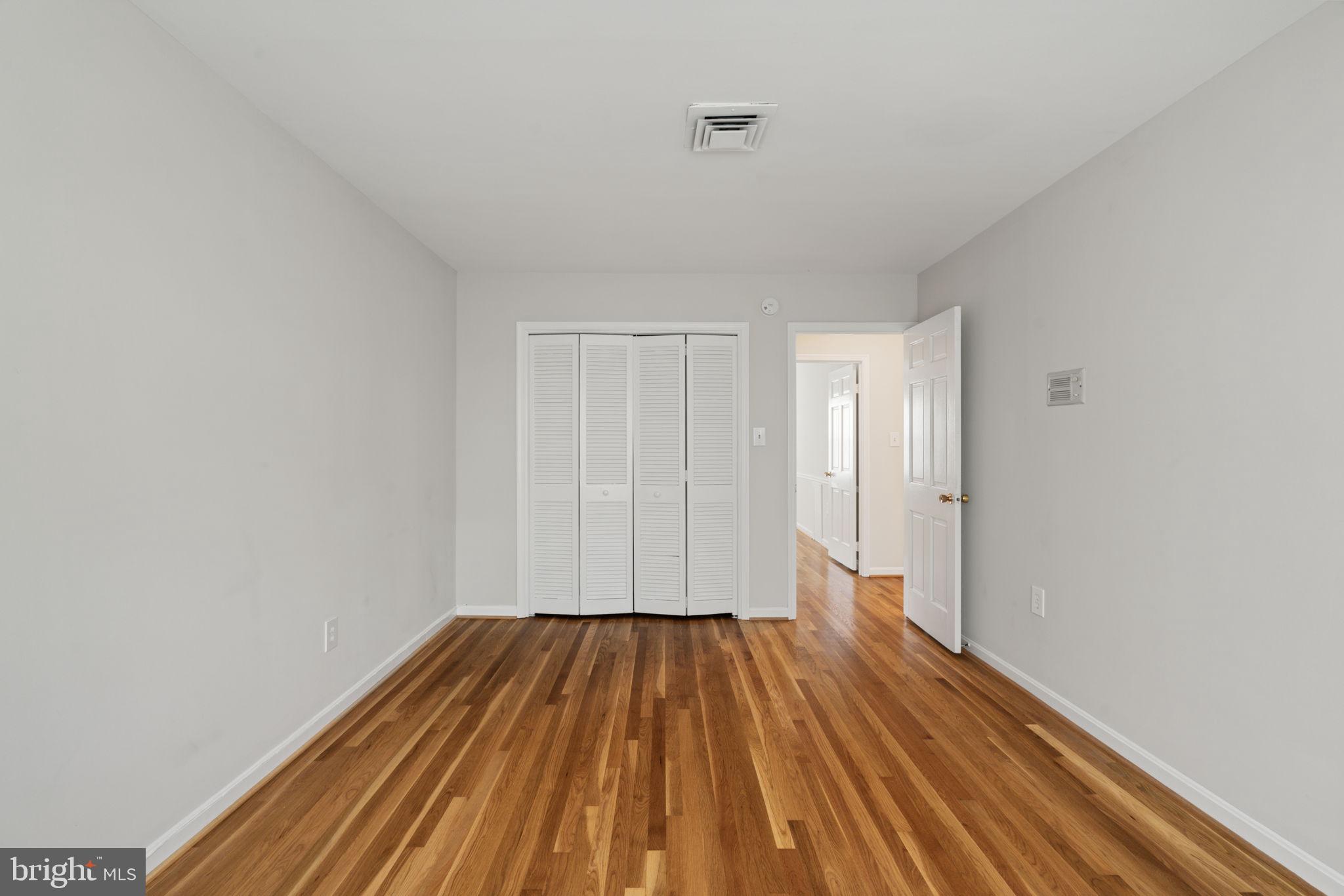 WESTMORELAND PLACE - Residential Lease