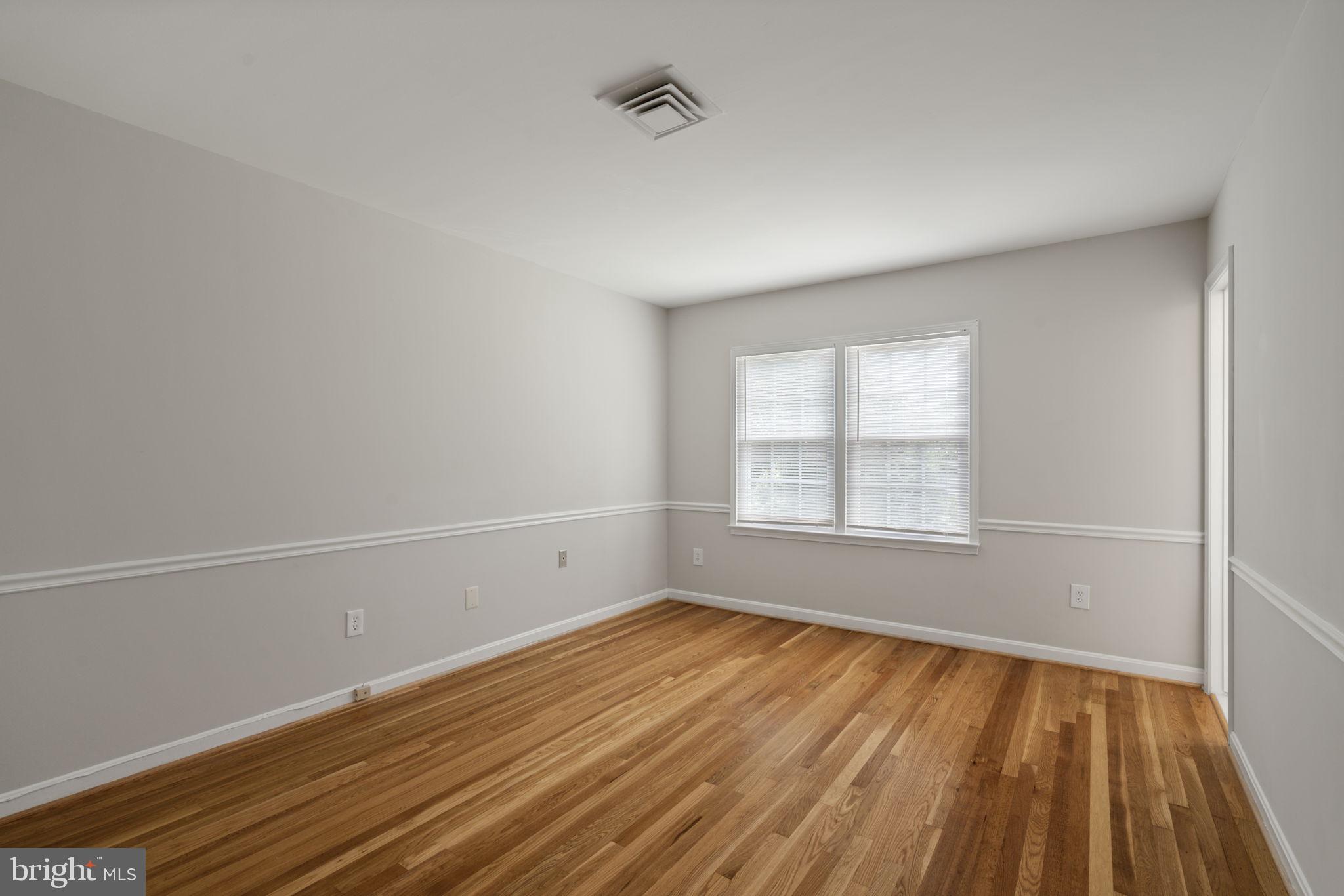 WESTMORELAND PLACE - Residential Lease