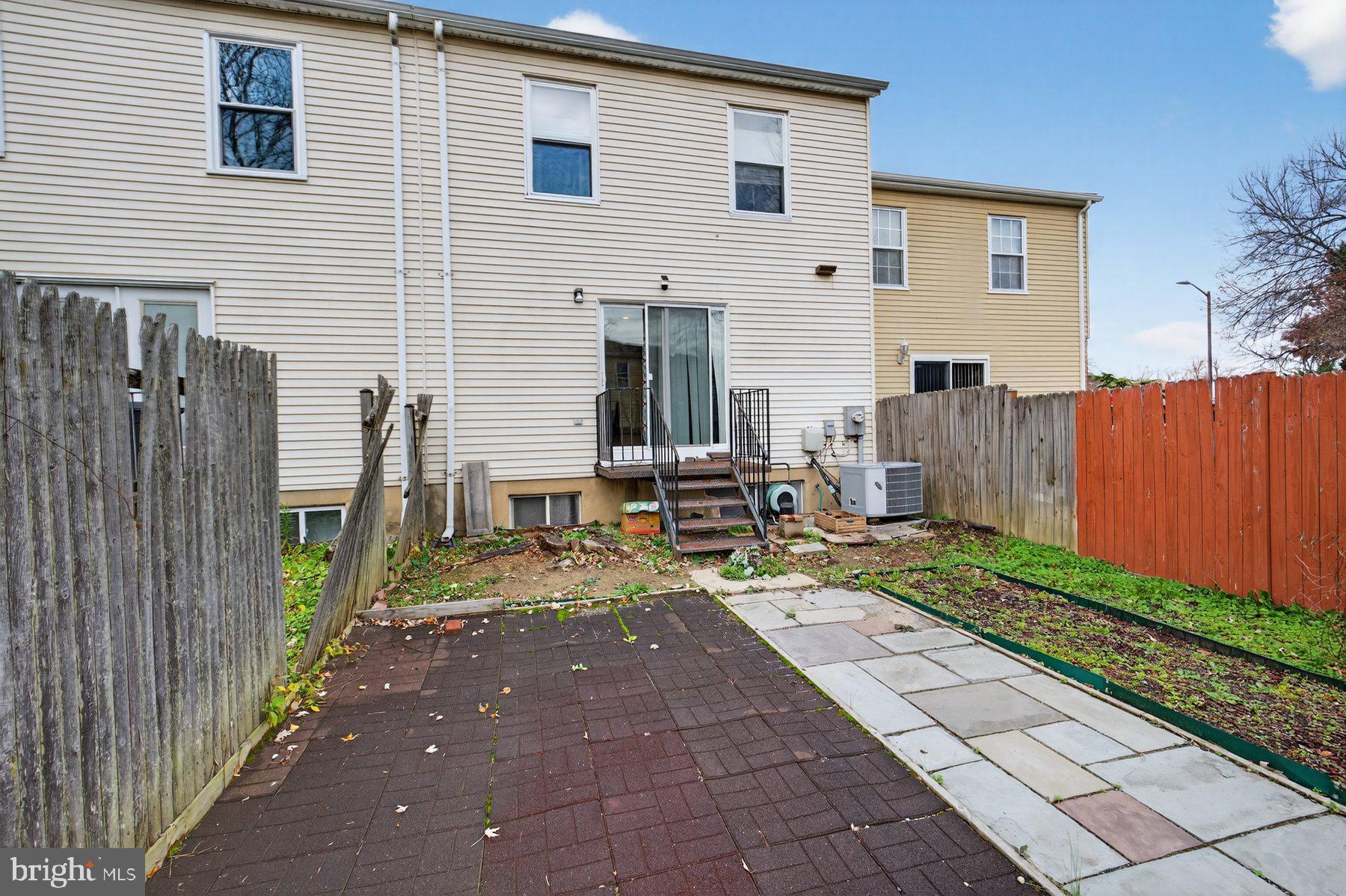 SPRING MEADOWS CONDO - Residential