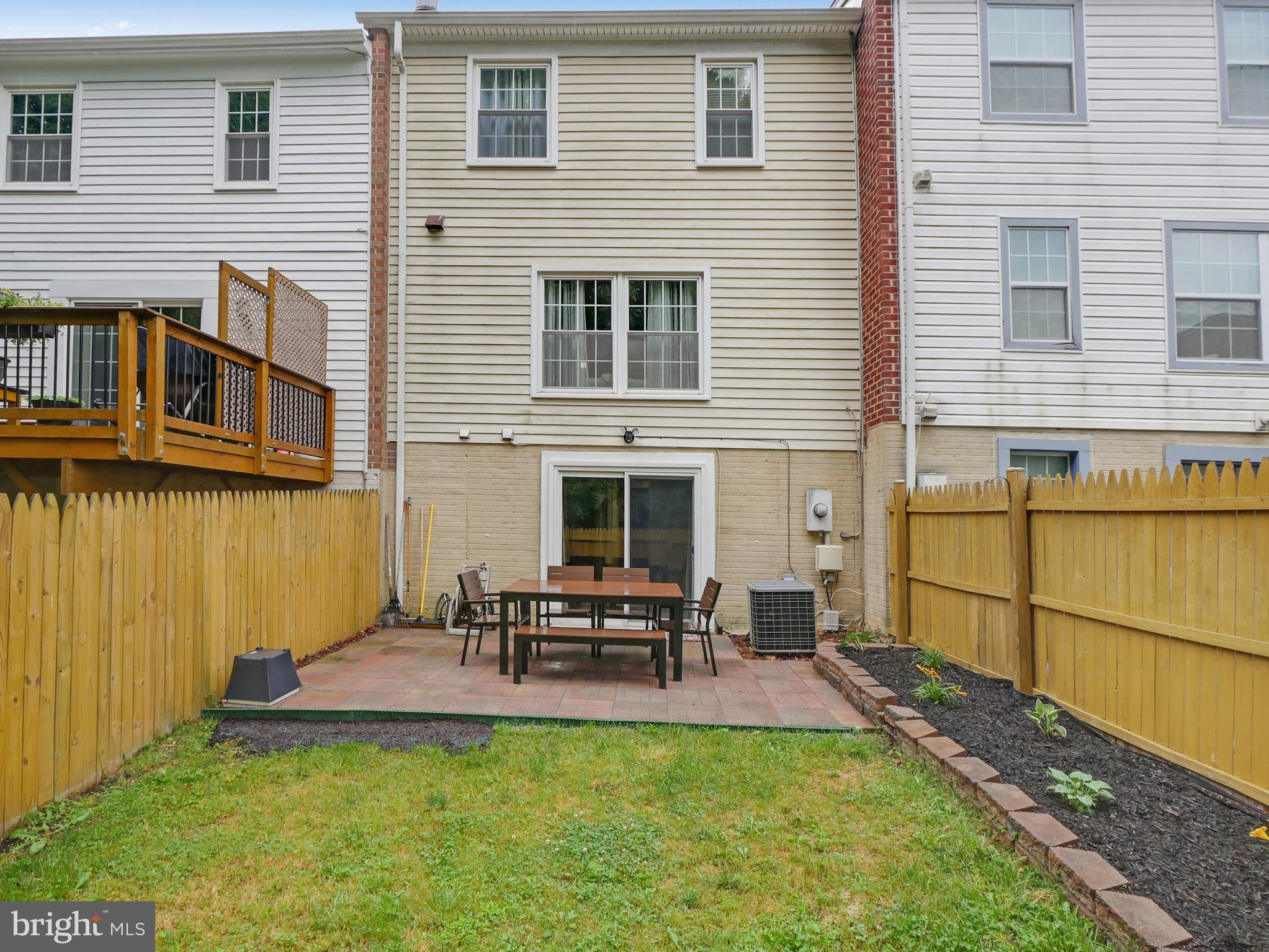 BURGOYNE FOREST WEST - Residential Lease