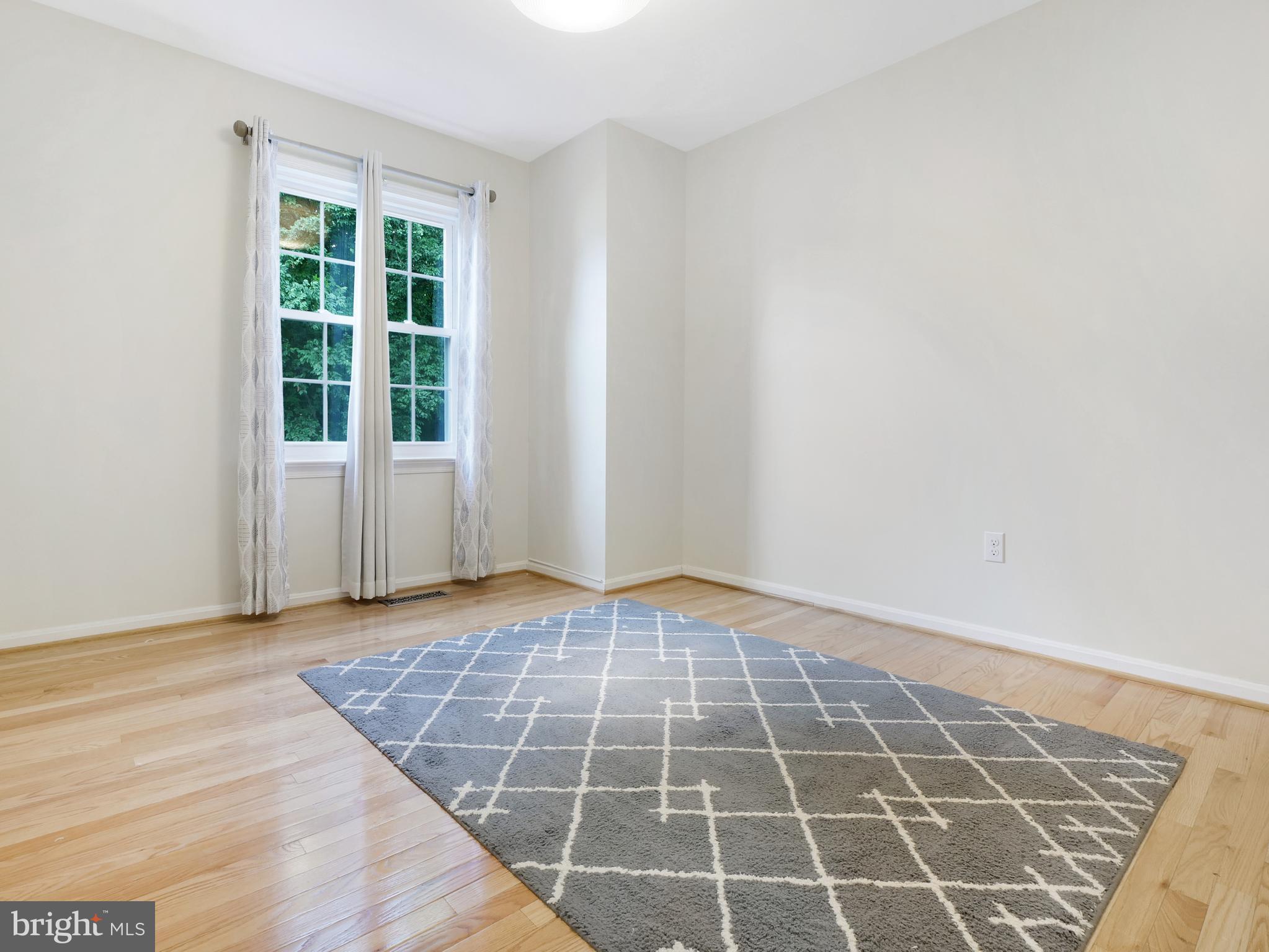 BURGOYNE FOREST WEST - Residential Lease