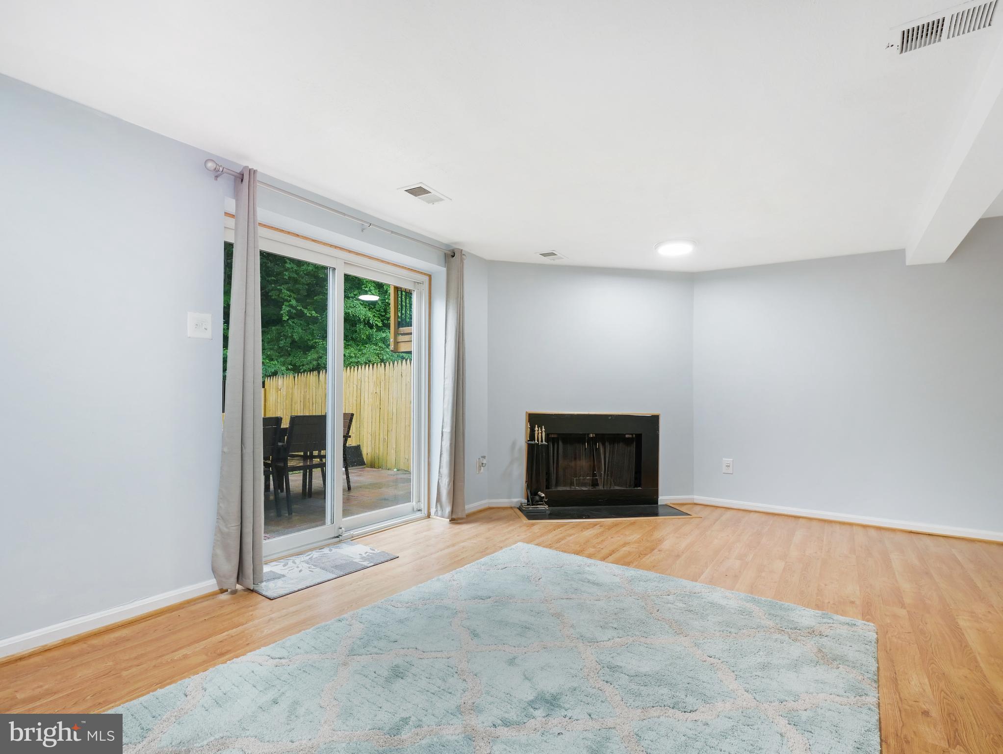 BURGOYNE FOREST WEST - Residential Lease