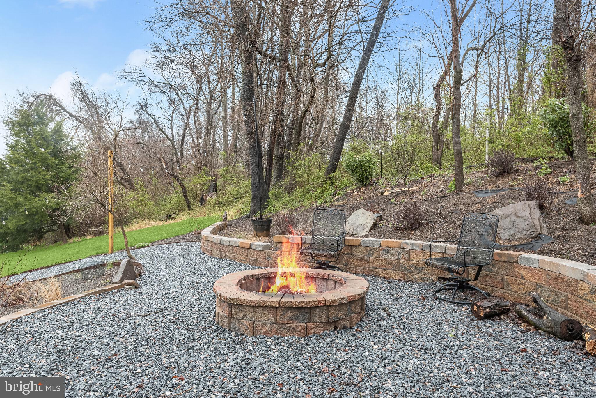 BIG BRANCH OVERLOOK - Residential