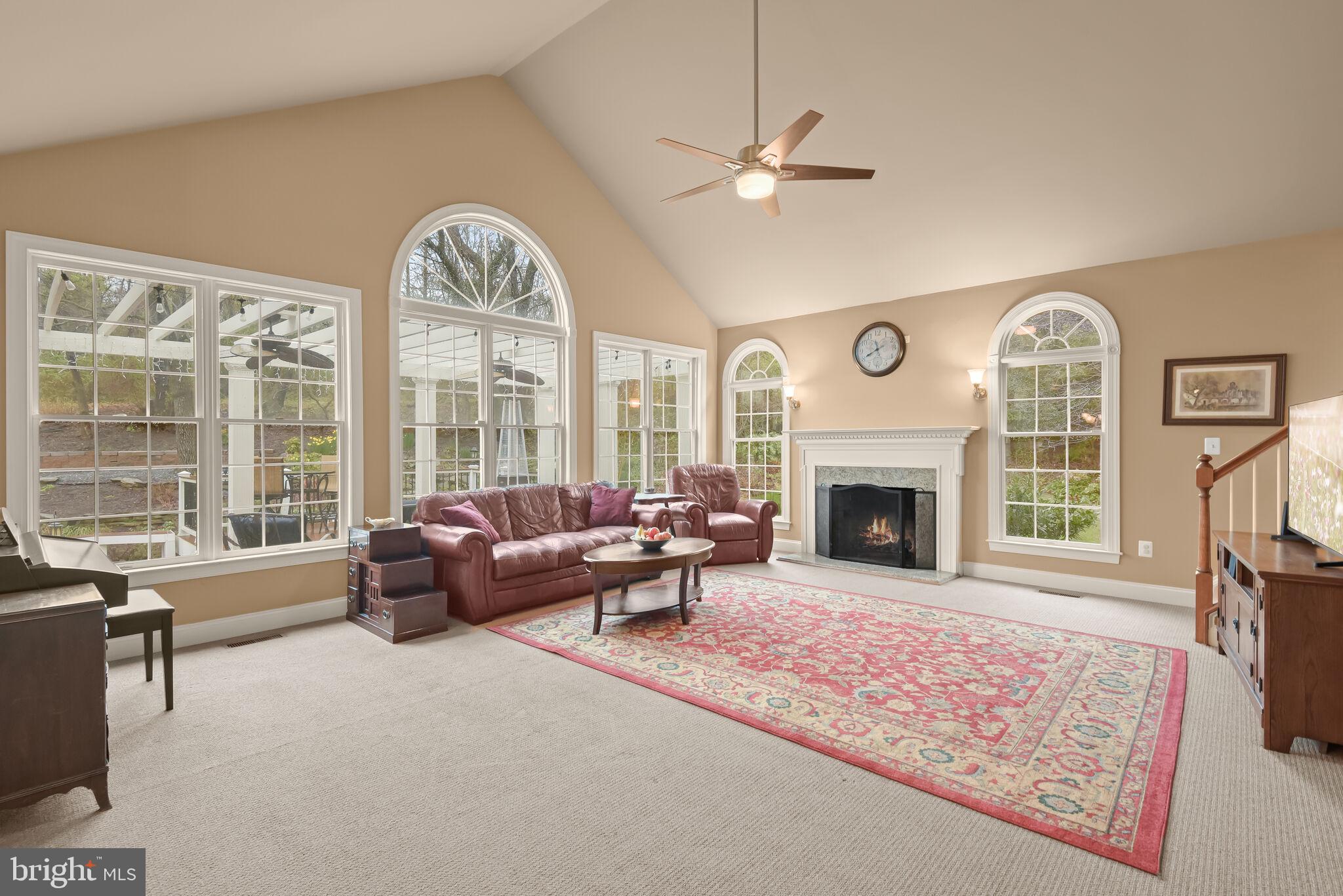 BIG BRANCH OVERLOOK - Residential