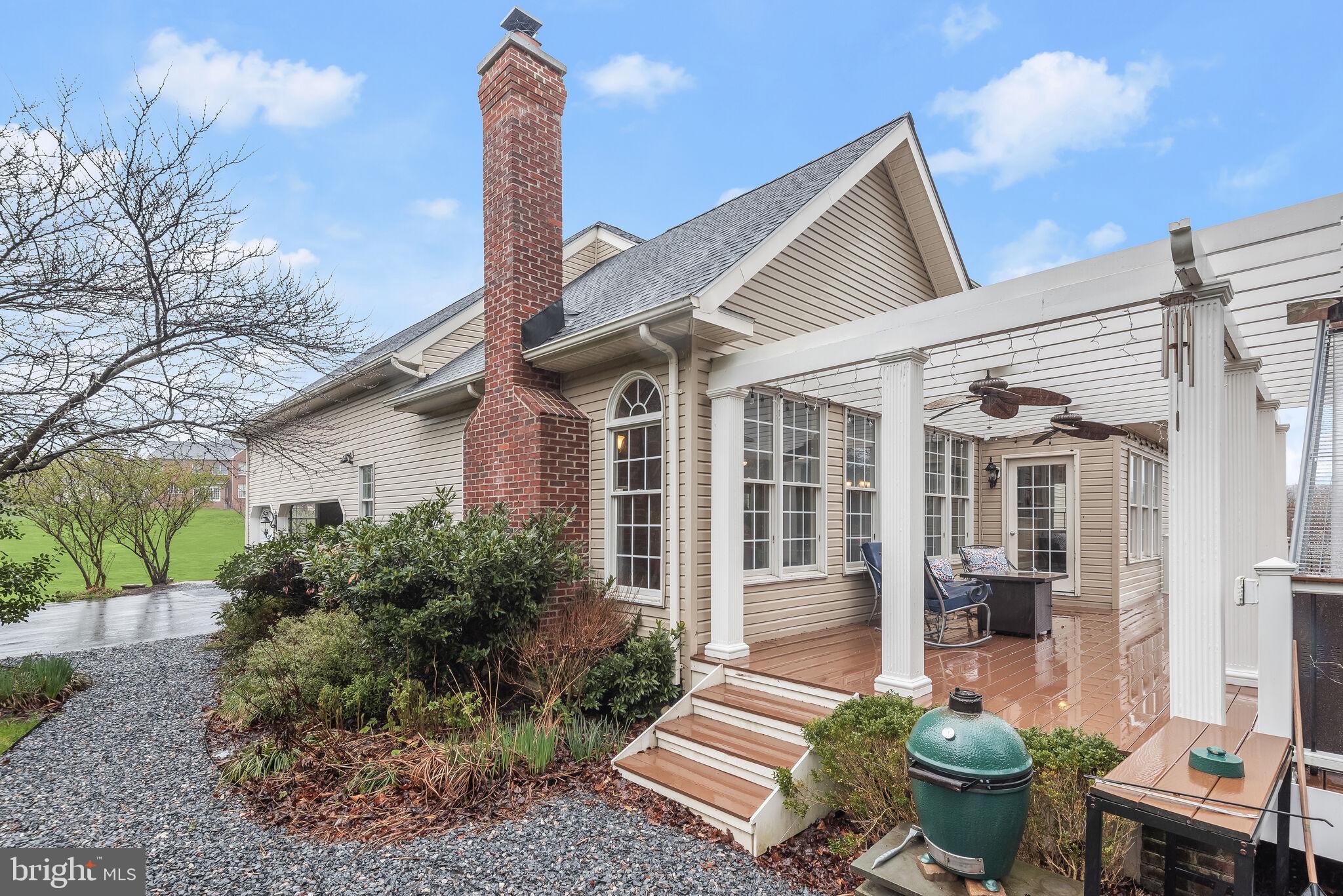 BIG BRANCH OVERLOOK - Residential