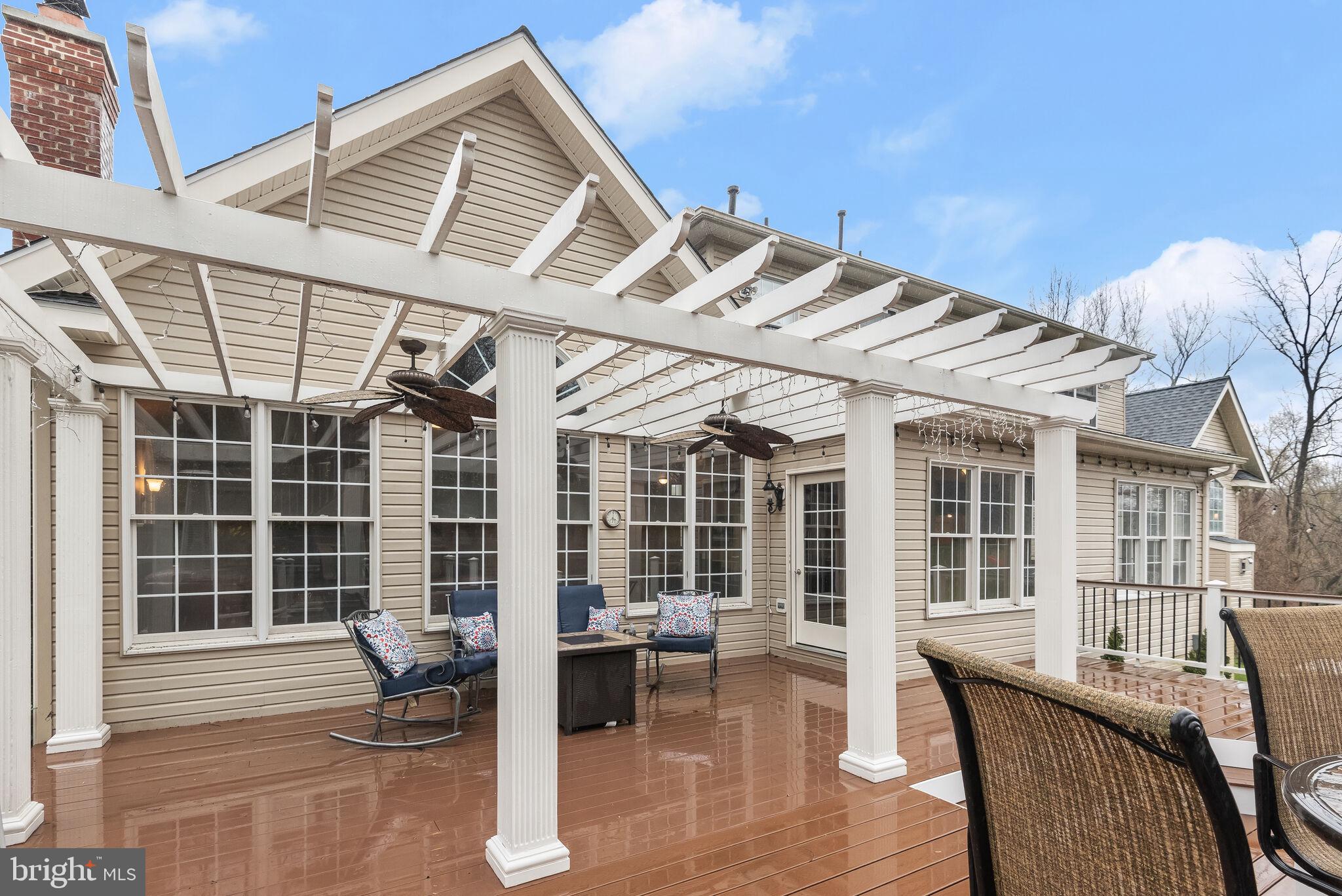 BIG BRANCH OVERLOOK - Residential