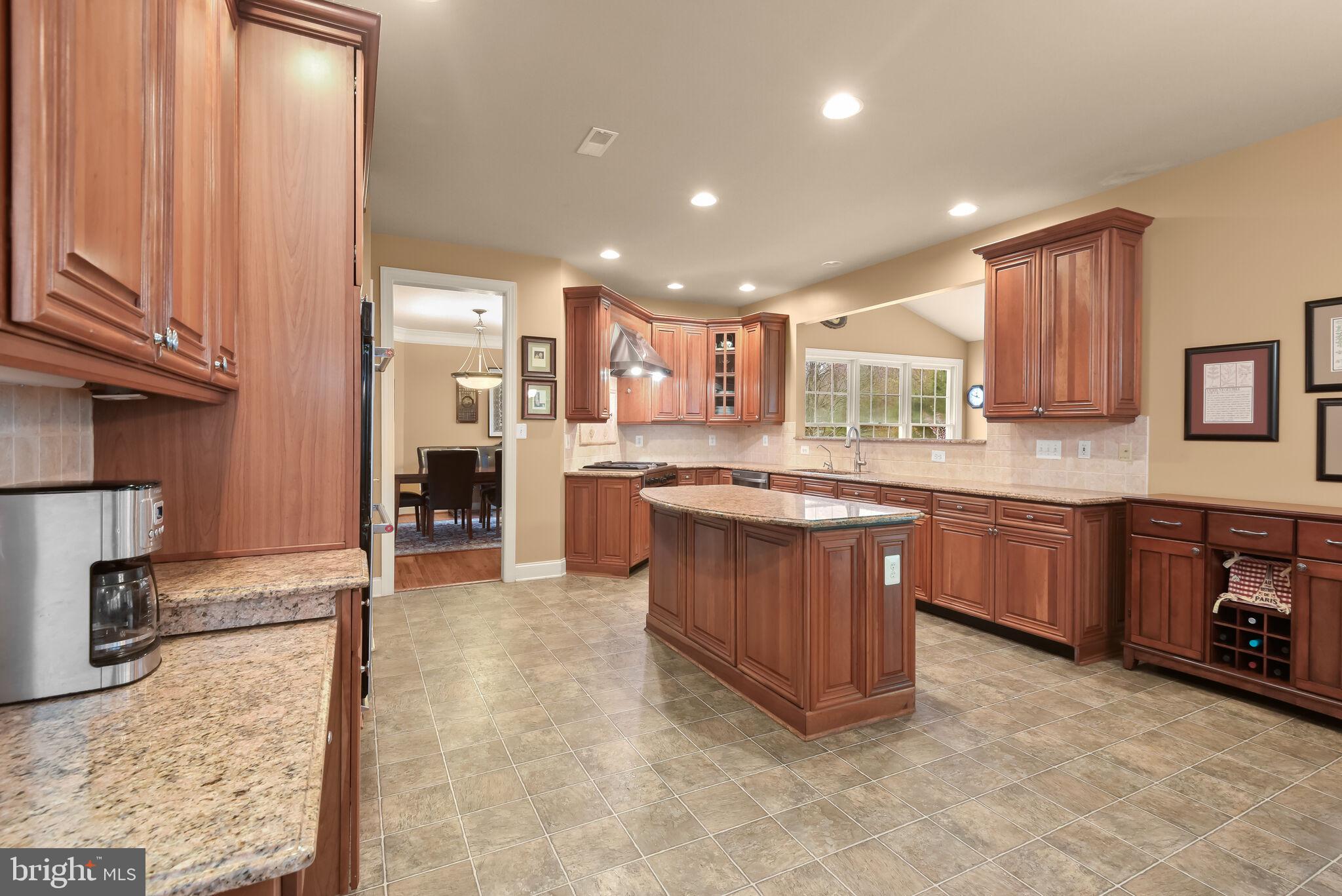 BIG BRANCH OVERLOOK - Residential