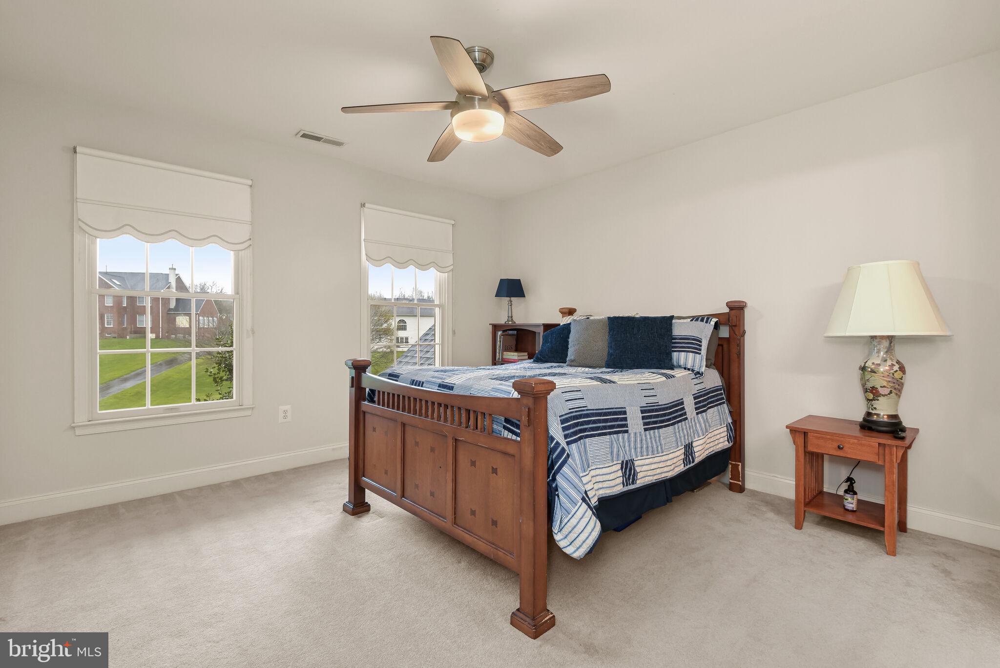 BIG BRANCH OVERLOOK - Residential