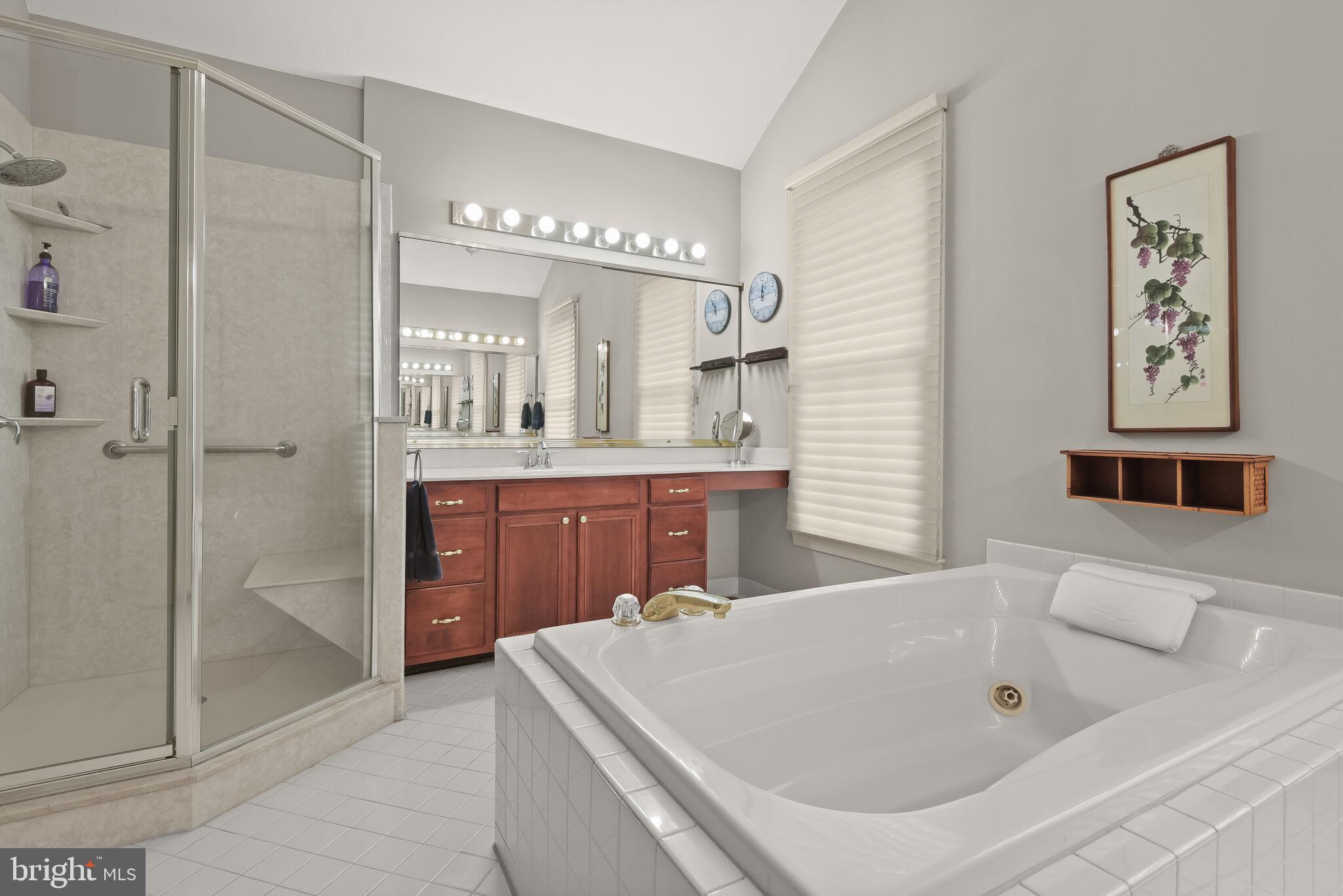 BIG BRANCH OVERLOOK - Residential