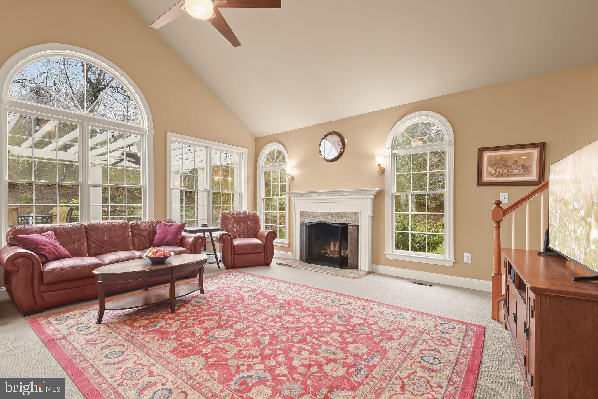 BIG BRANCH OVERLOOK - Residential