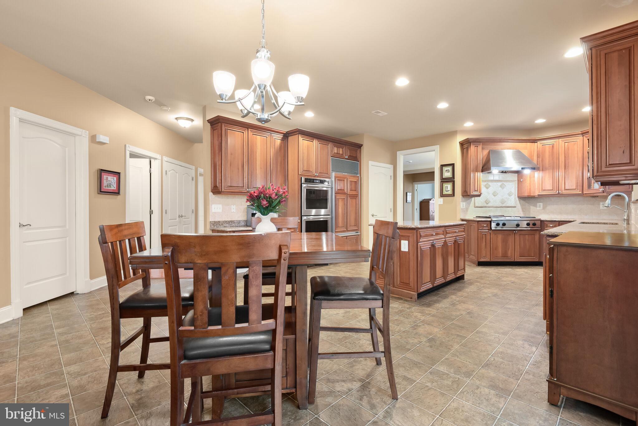 BIG BRANCH OVERLOOK - Residential