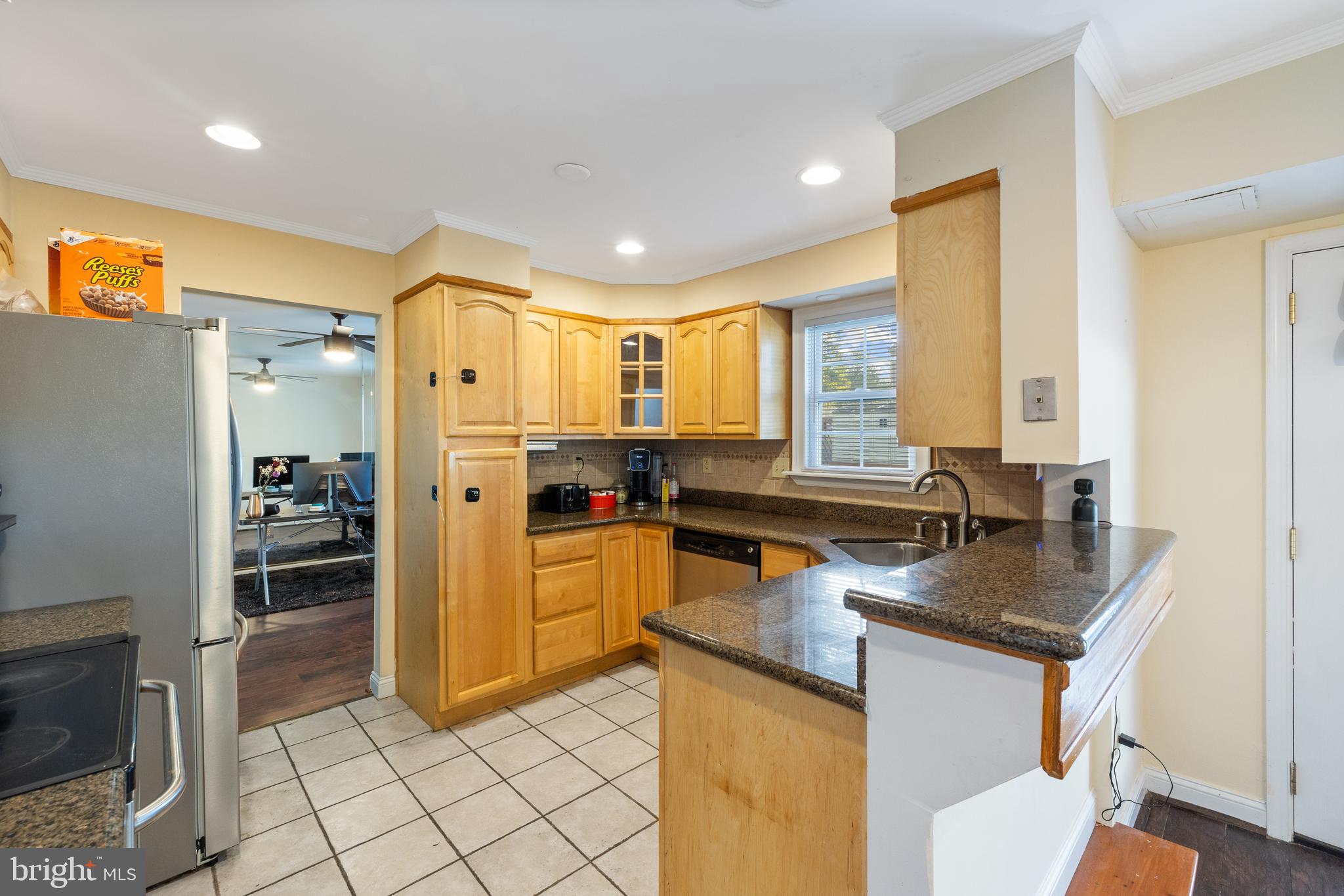 LARGO KNOLLS - Residential