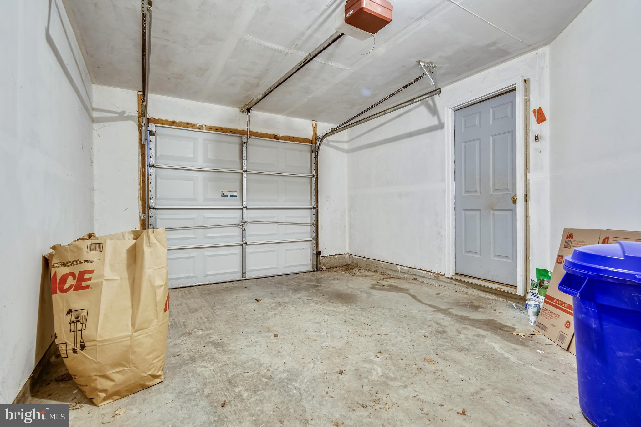 BAYVIEW HILLS - Residential