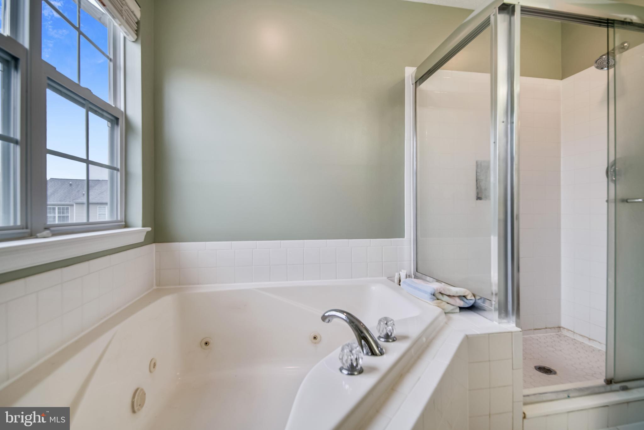 BAYVIEW HILLS - Residential