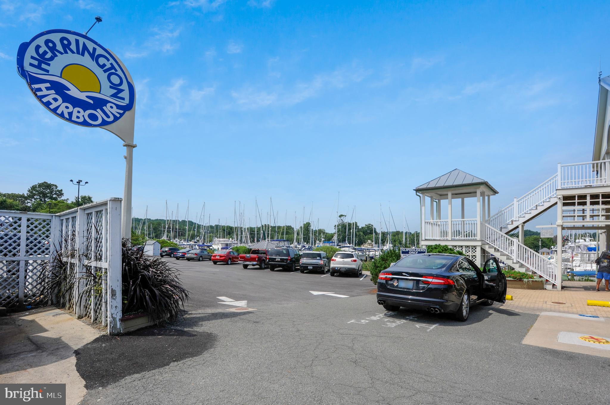 BAYVIEW HILLS - Residential