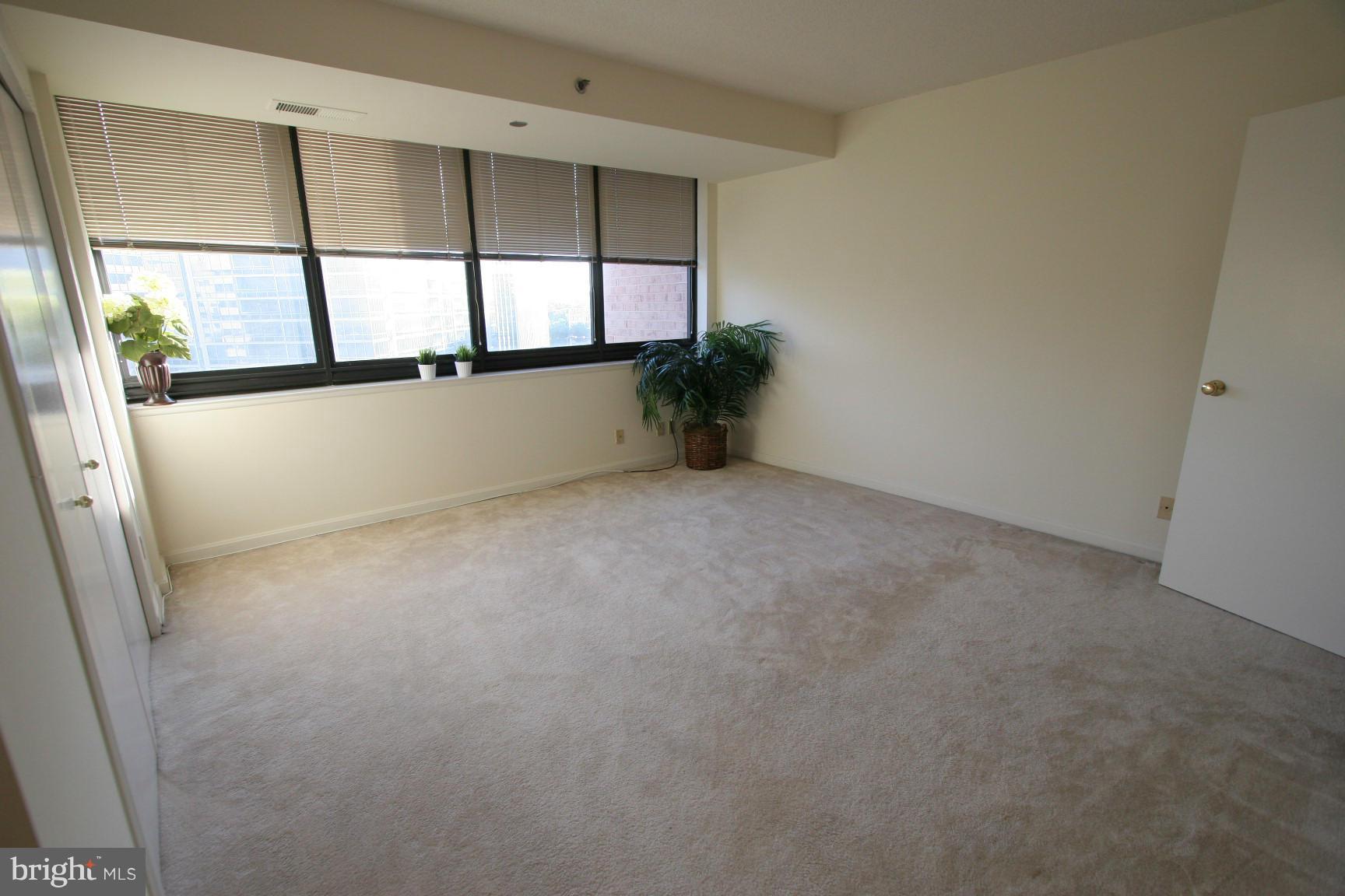 CRYSTAL PARK S - Residential