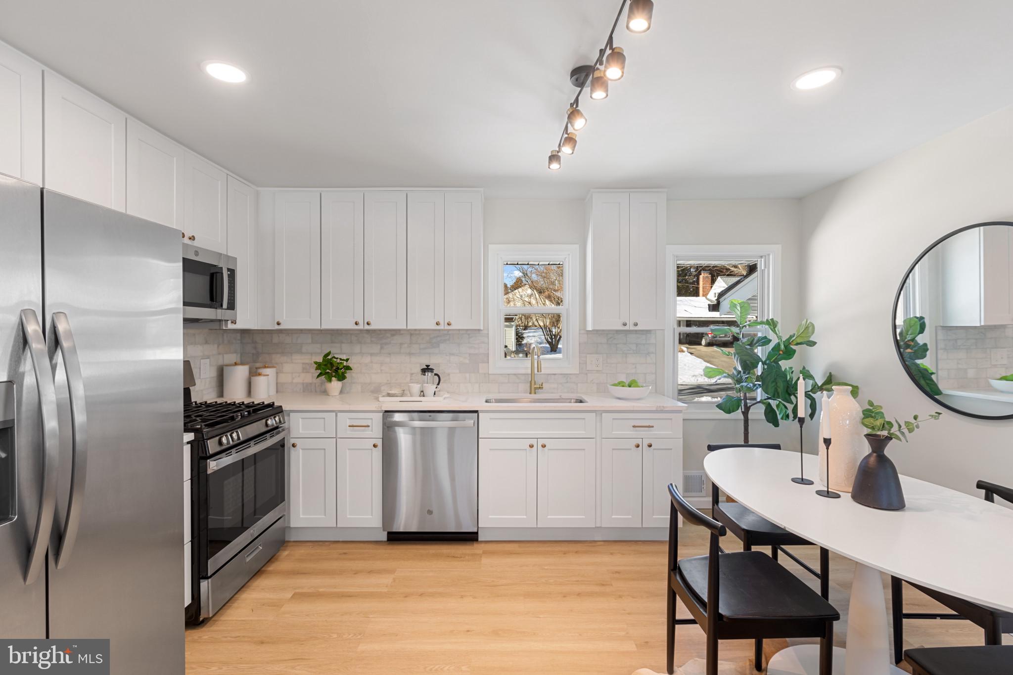 TWINBROOK FOREST - Residential