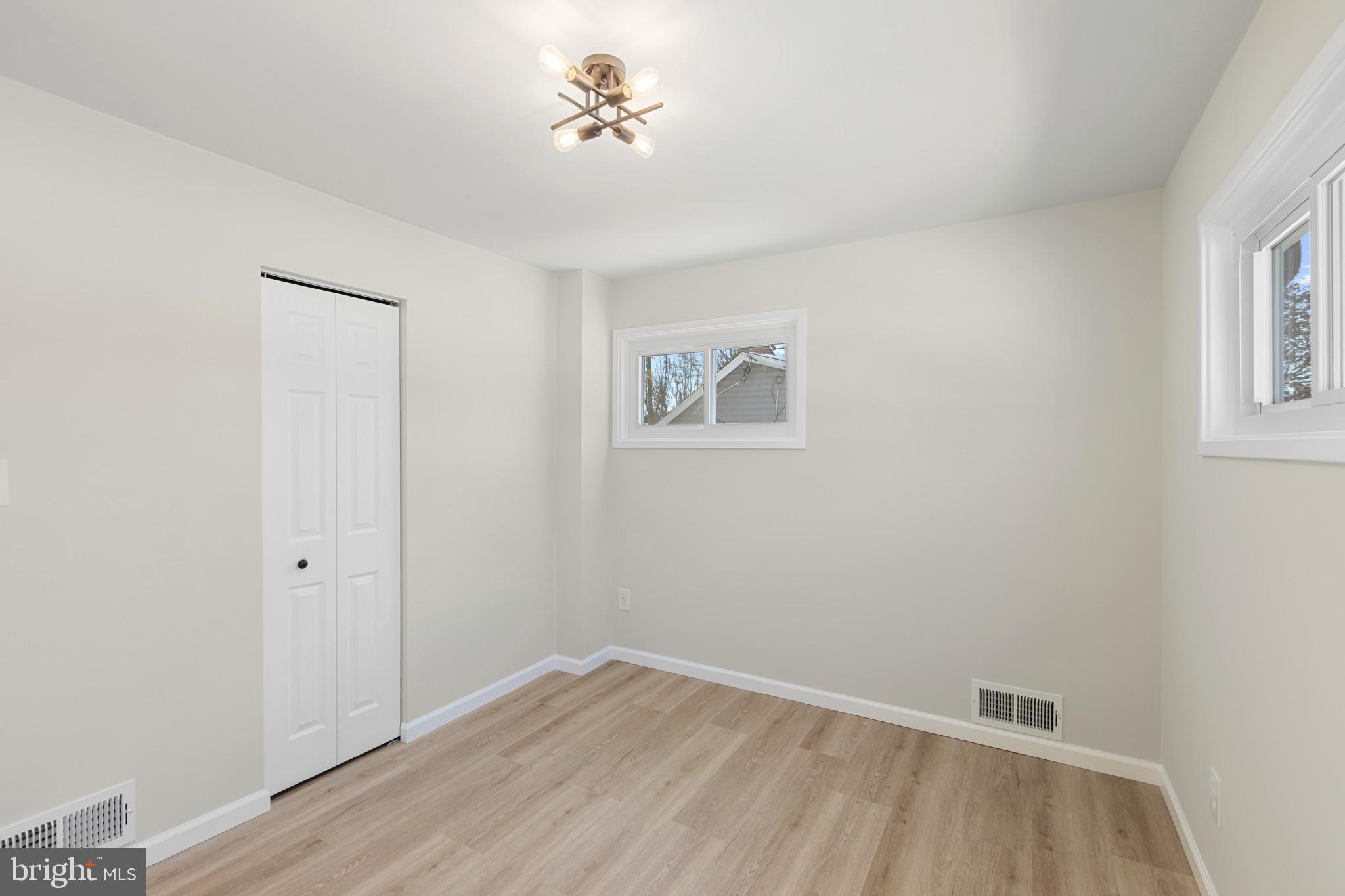 TWINBROOK FOREST - Residential