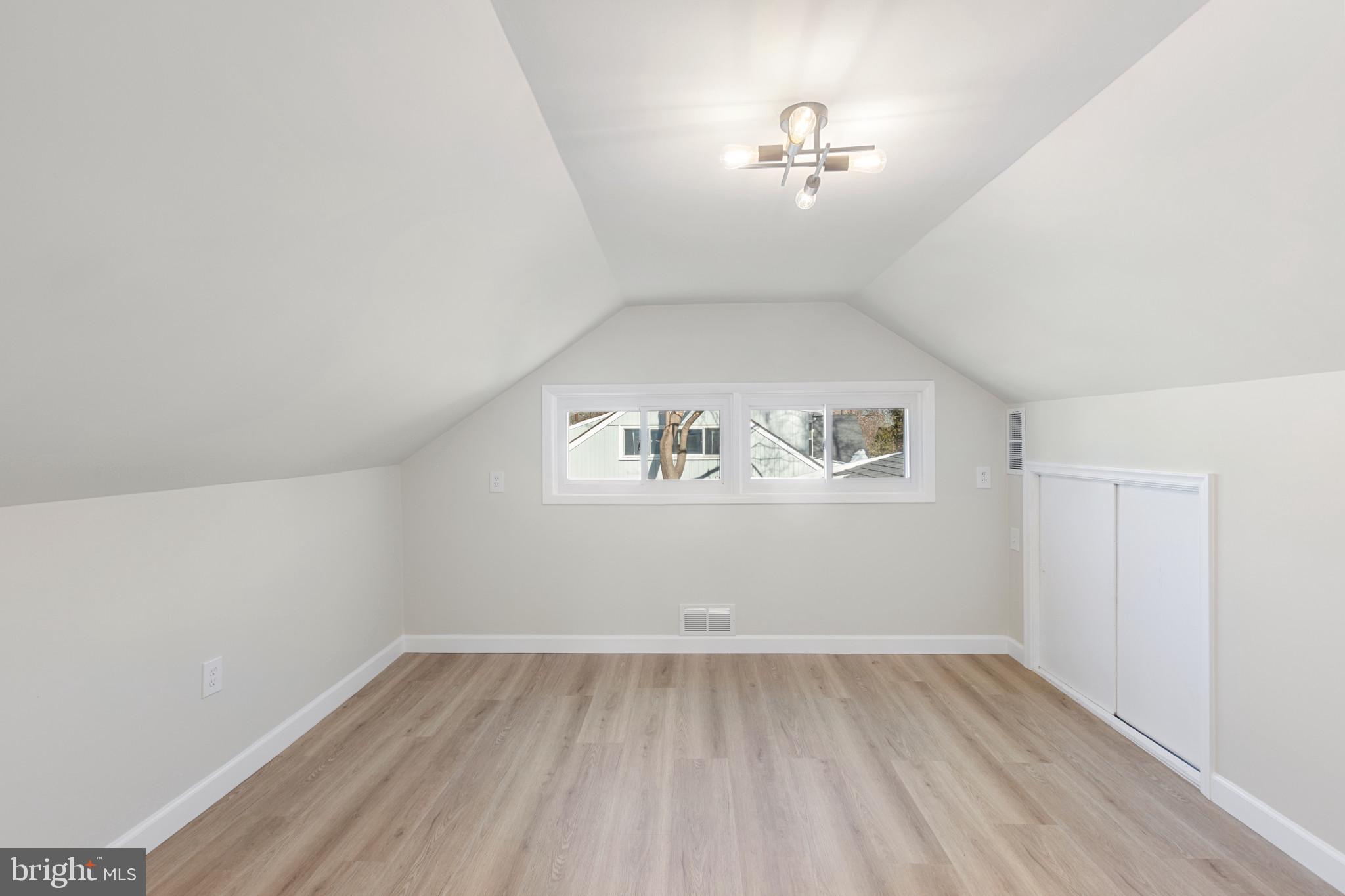 TWINBROOK FOREST - Residential