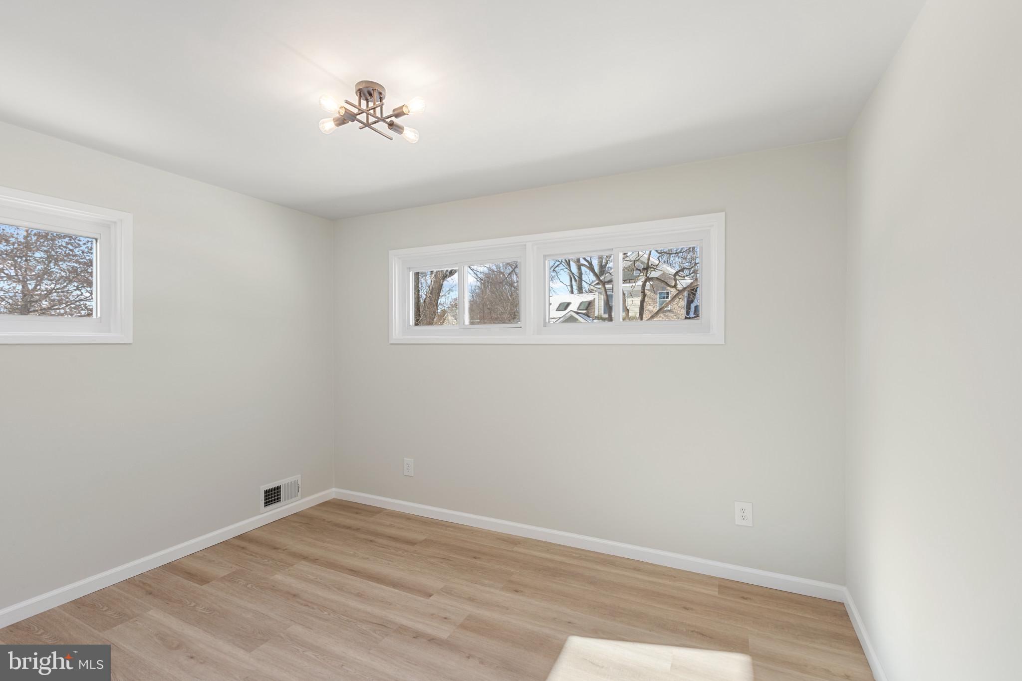 TWINBROOK FOREST - Residential