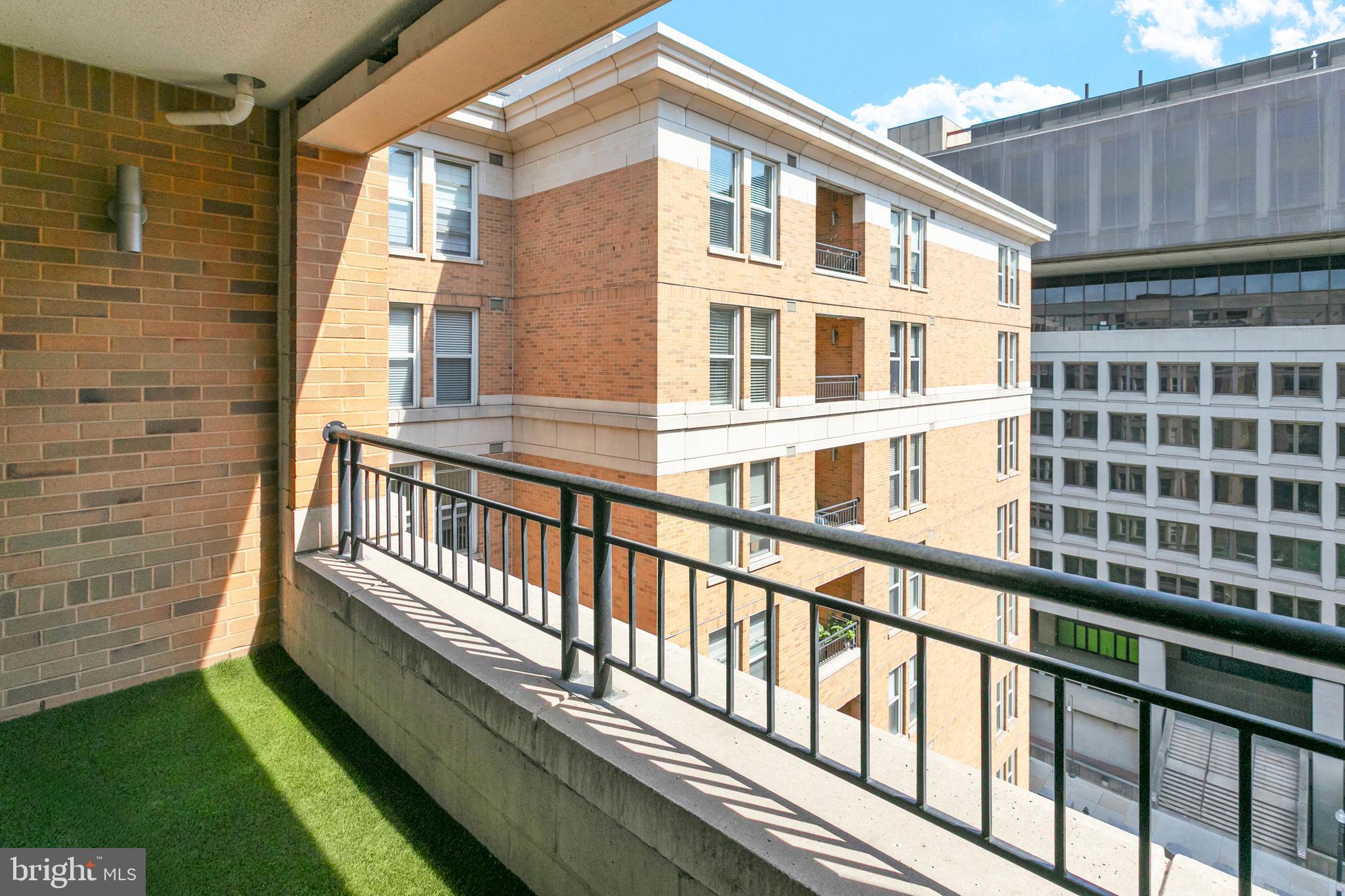915 E STREET NW 1105