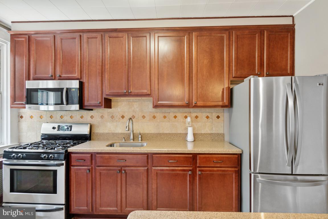 ROSEMONT - Residential