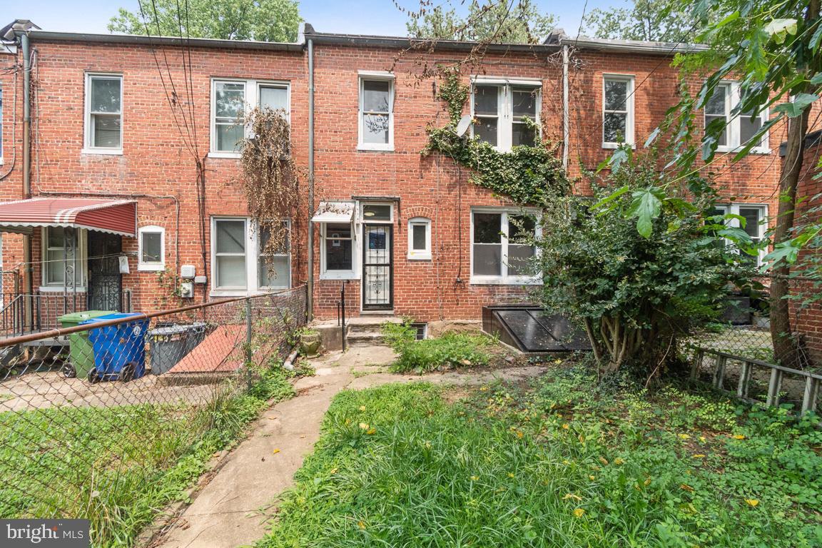 ROSEMONT - Residential