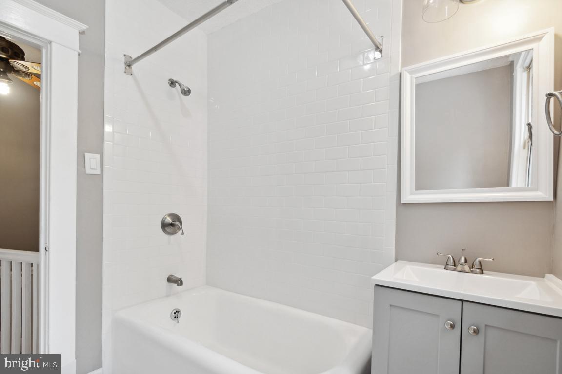 ROSEMONT - Residential