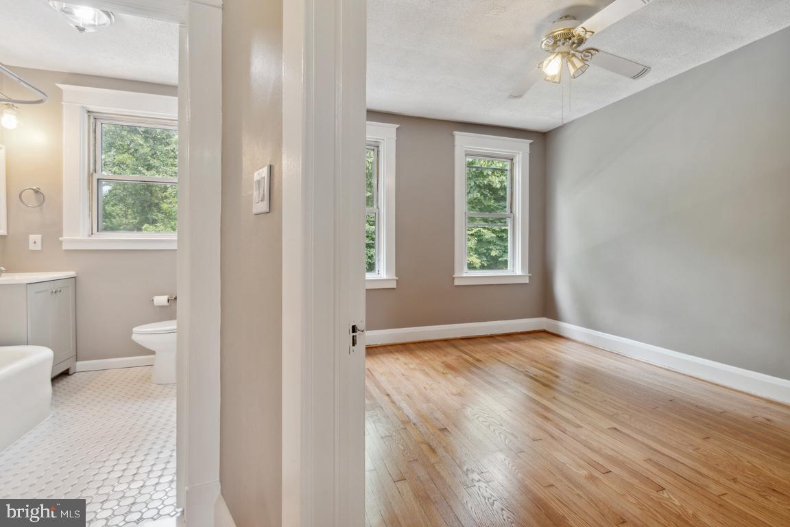 ROSEMONT - Residential