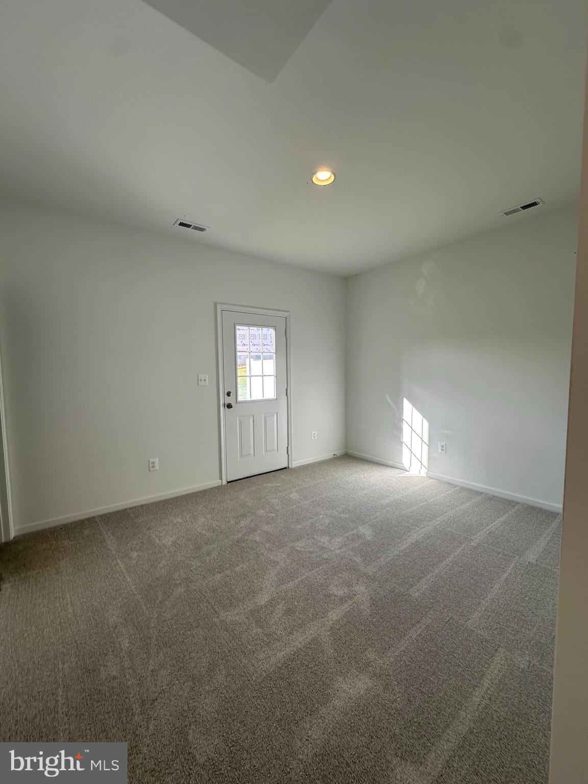 MARTINSBURG STATION - Residential Lease