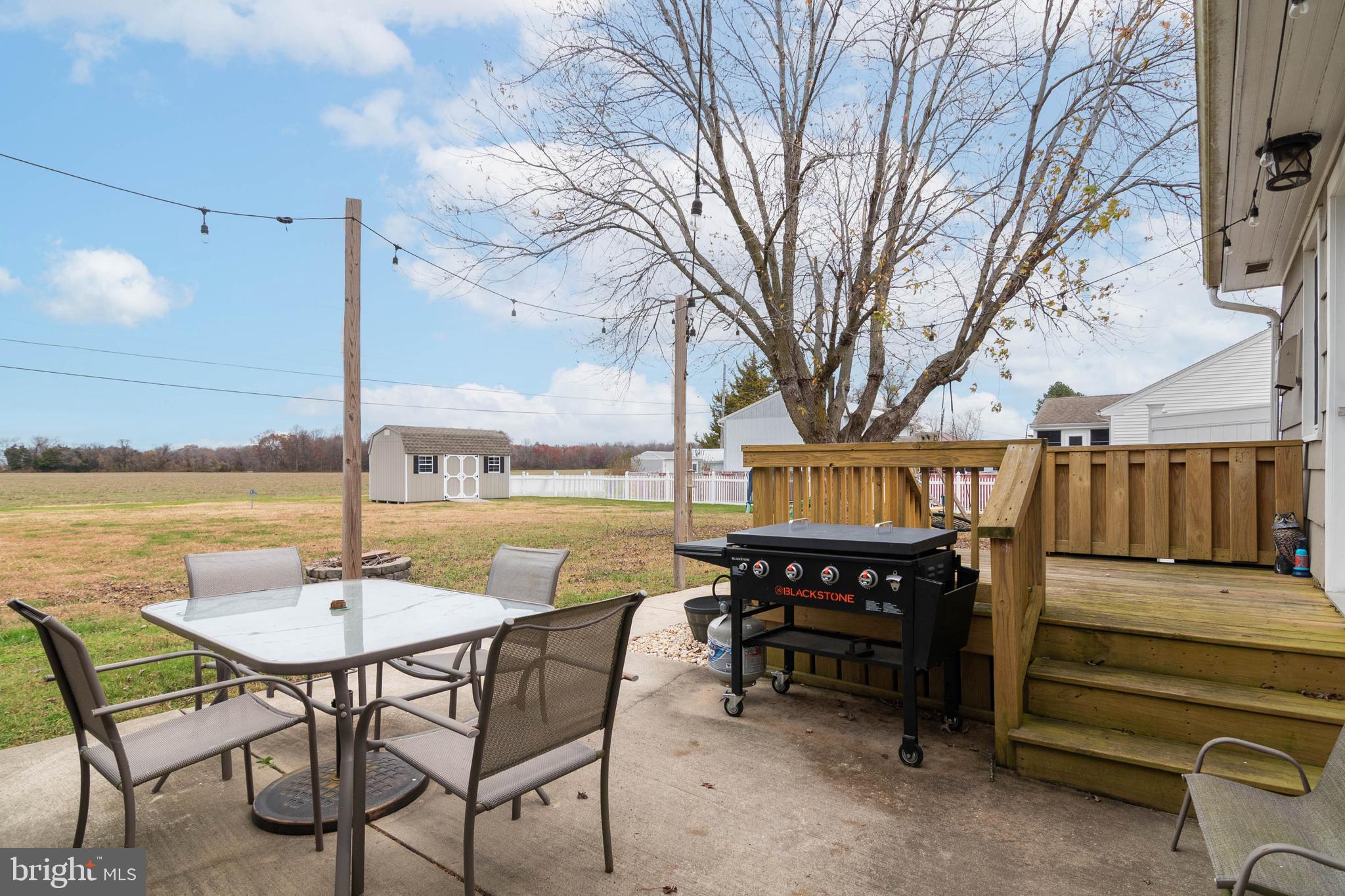 CHURCH HILL VIL - Residential