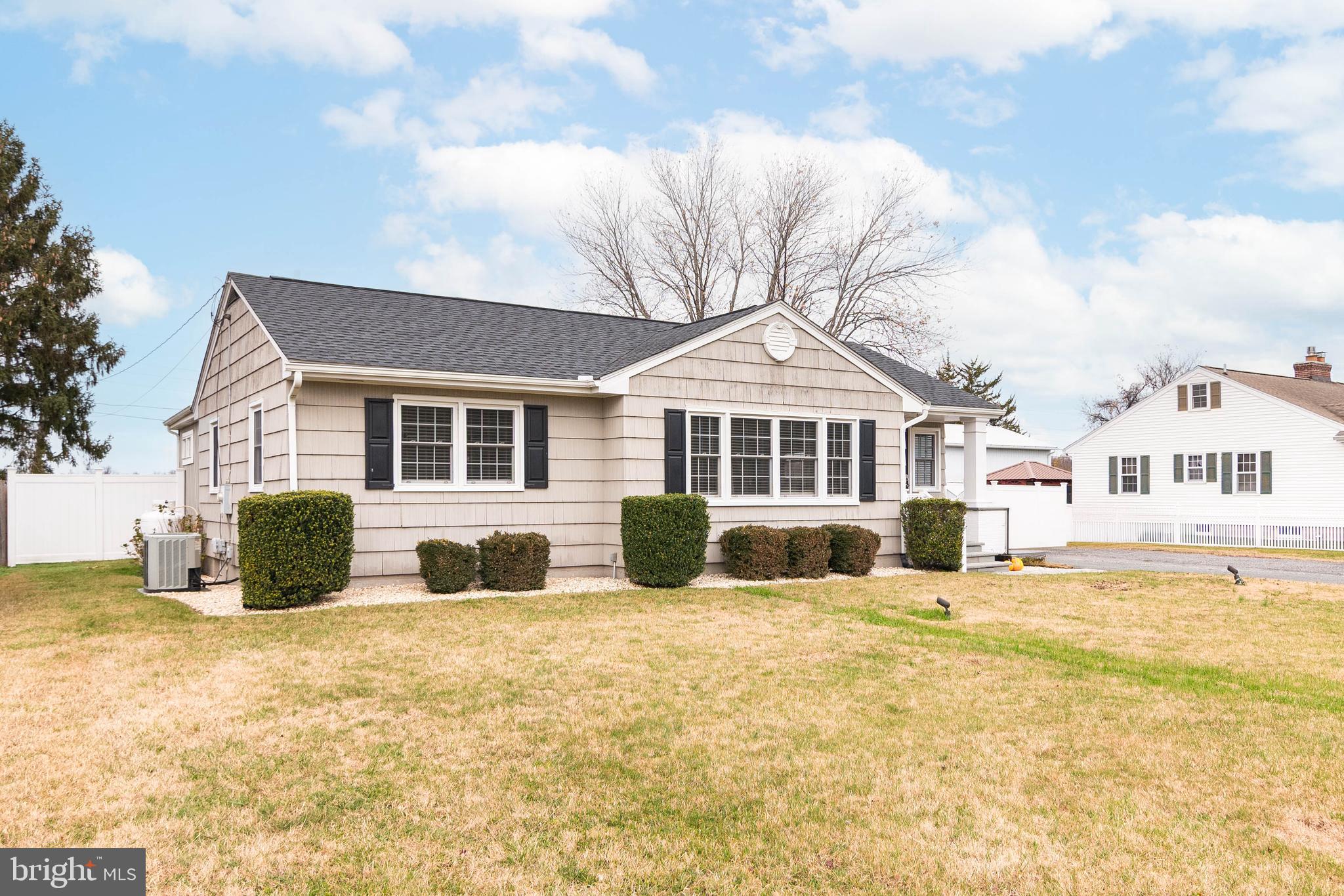 CHURCH HILL VIL - Residential