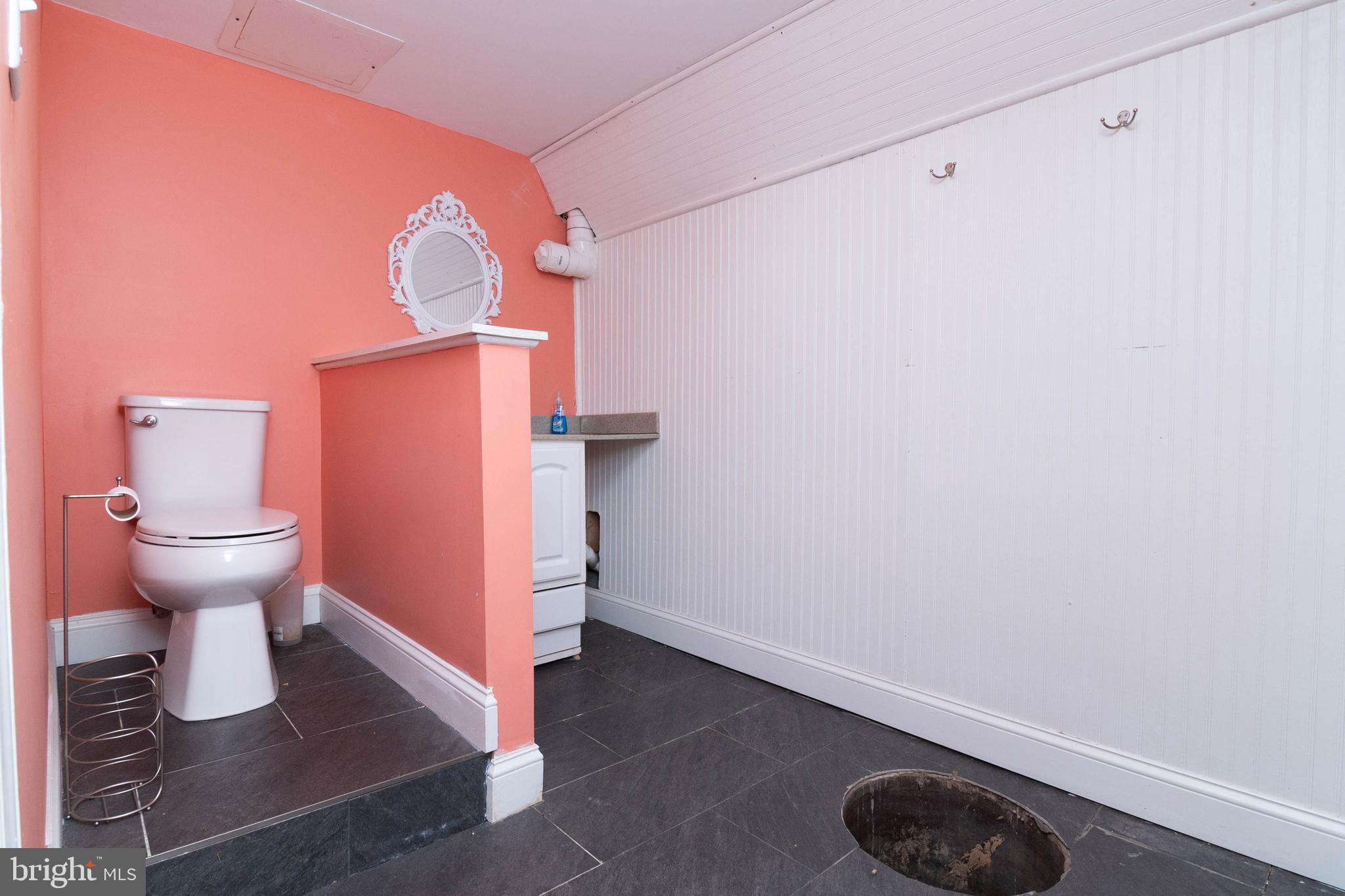 CHURCH HILL VIL - Residential